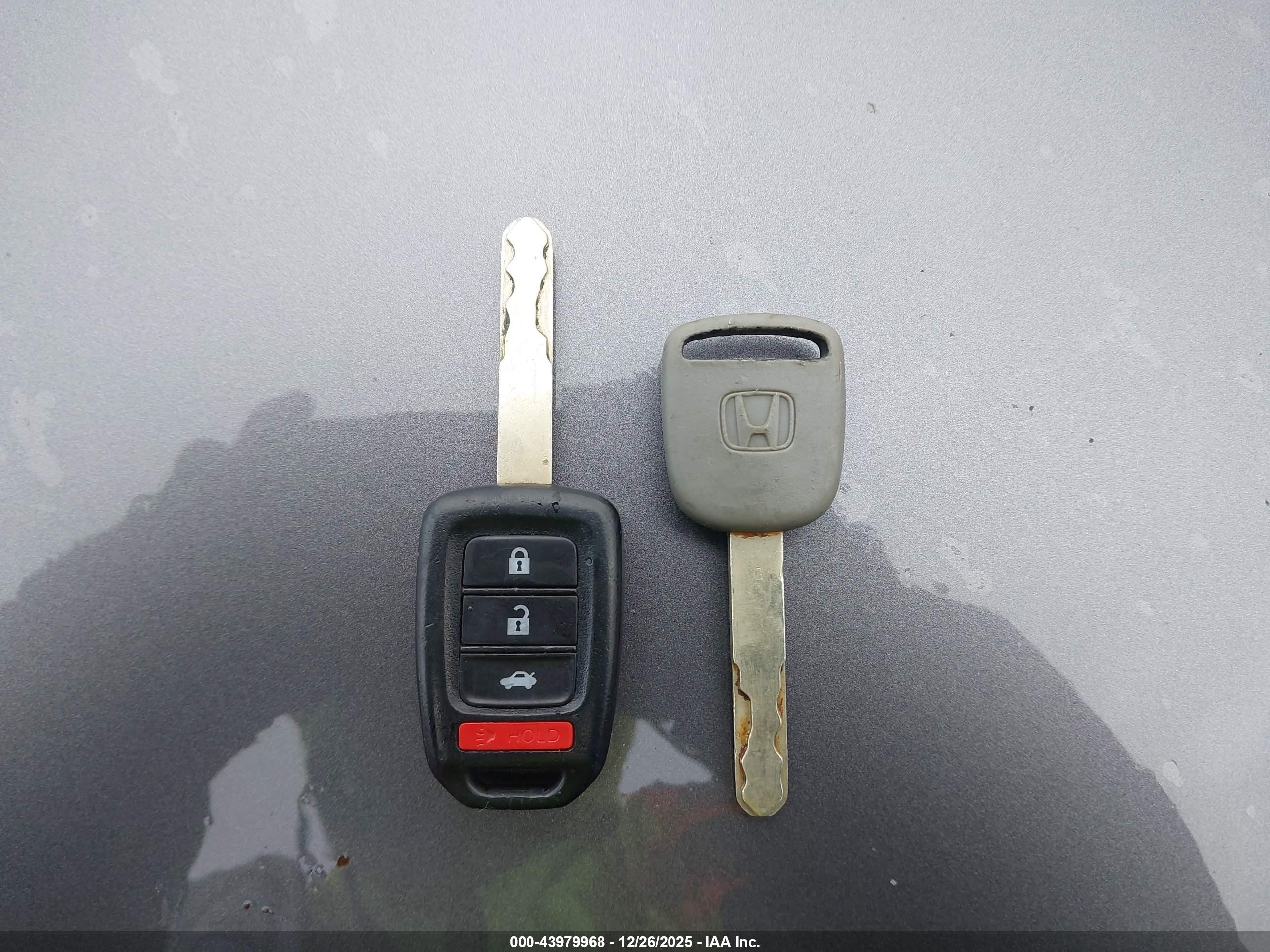 HONDA CIVIC image 11