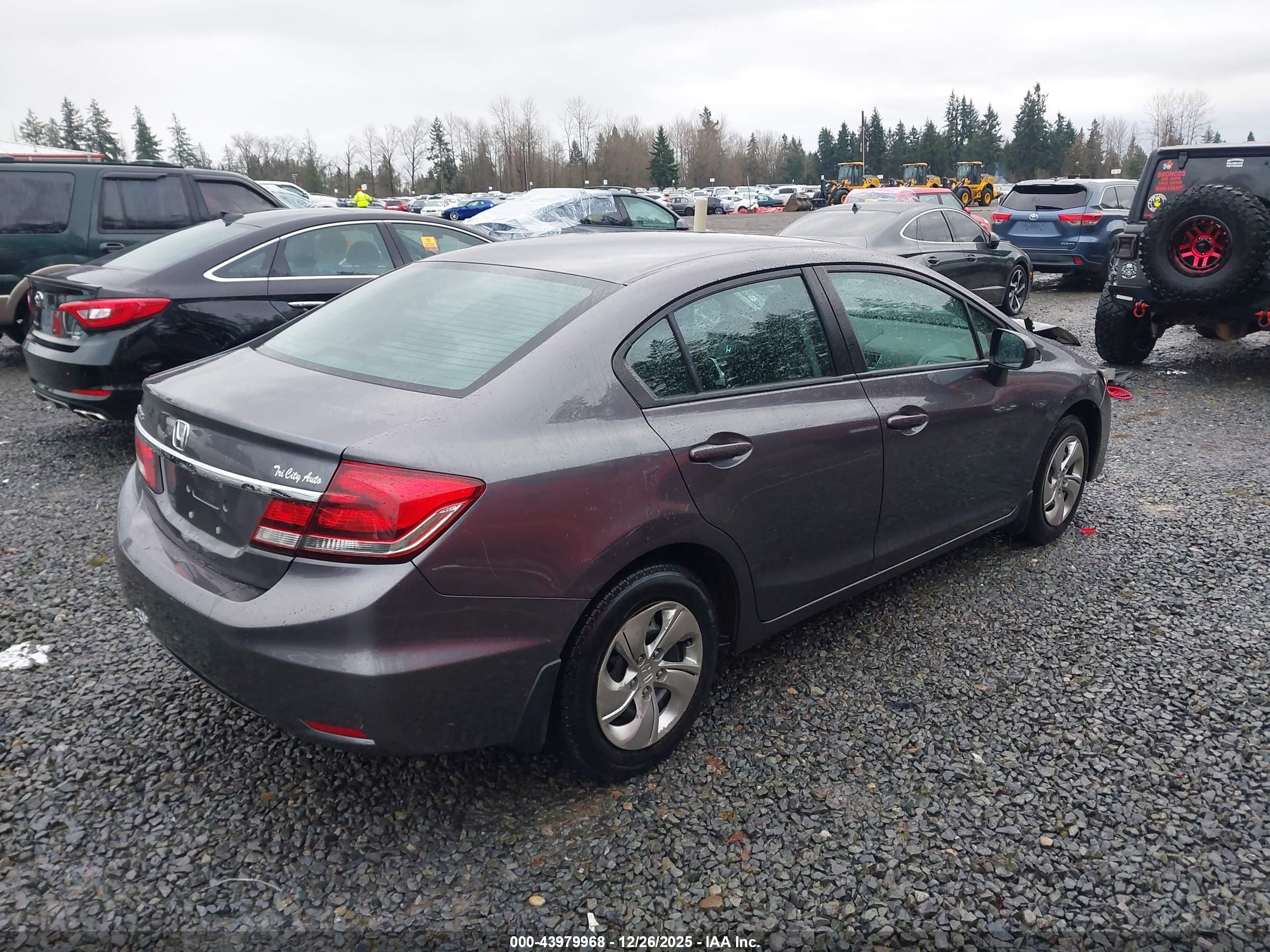 HONDA CIVIC image 4