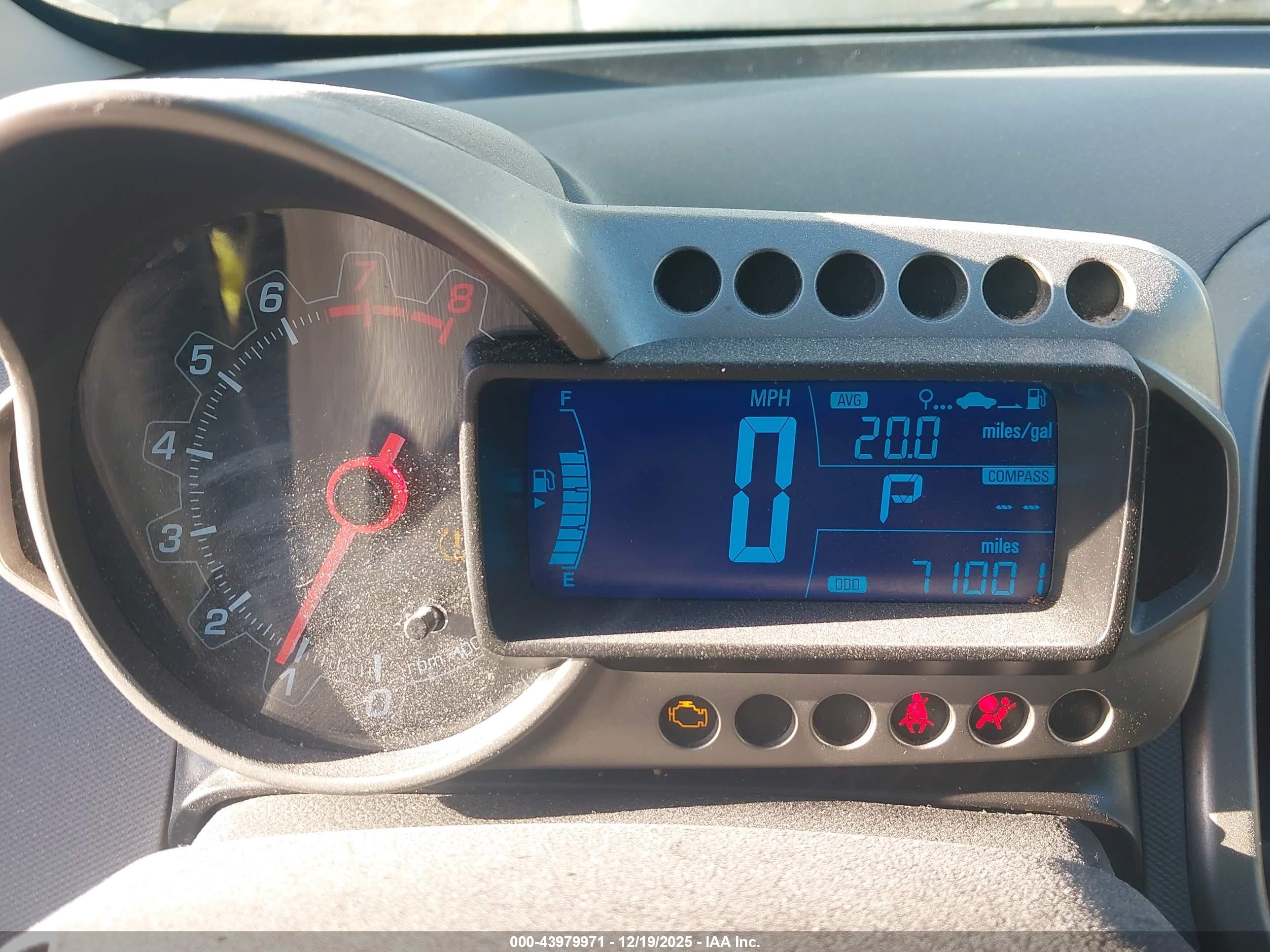 CHEVROLET SONIC image 7