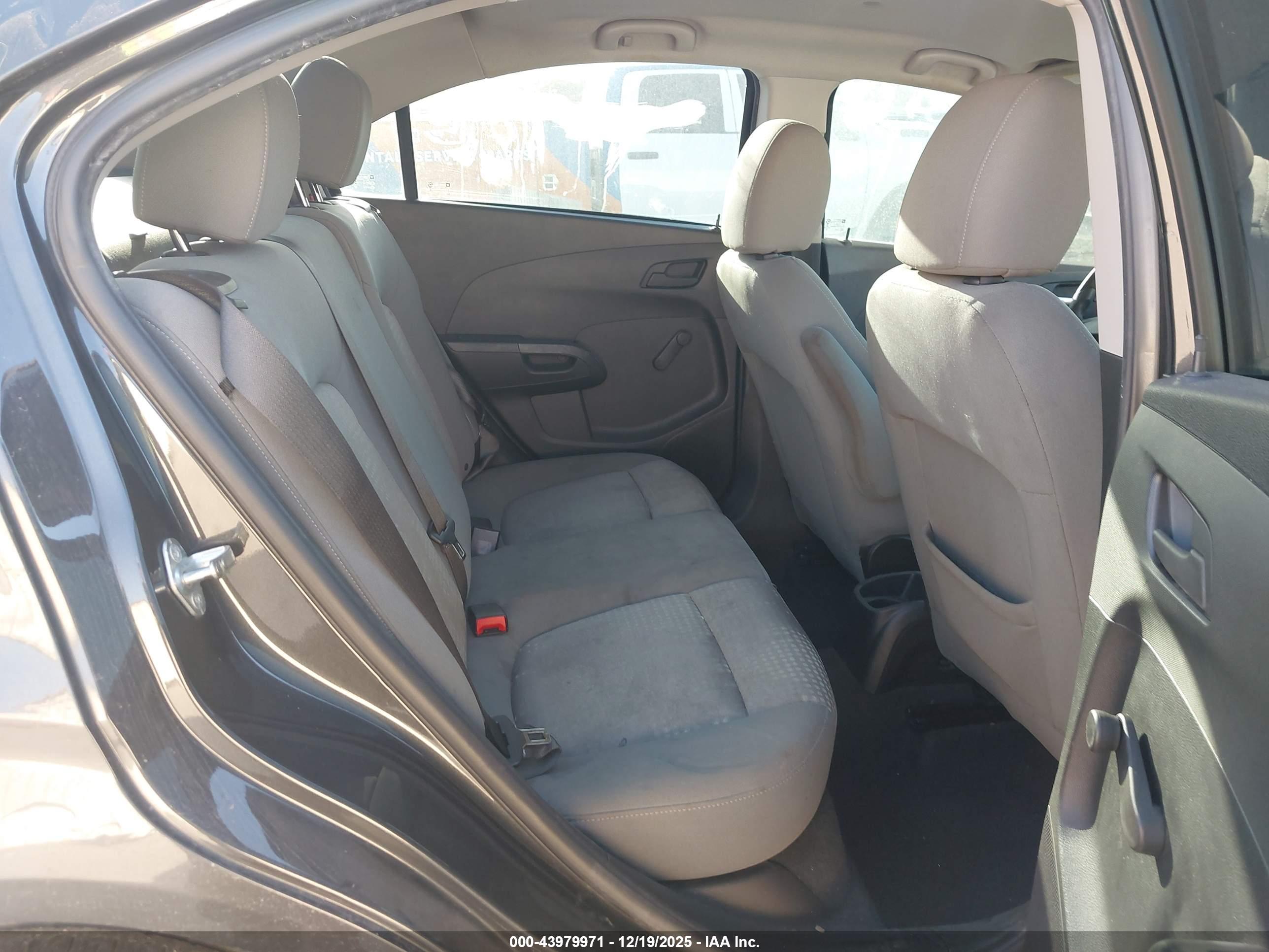 CHEVROLET SONIC image 8