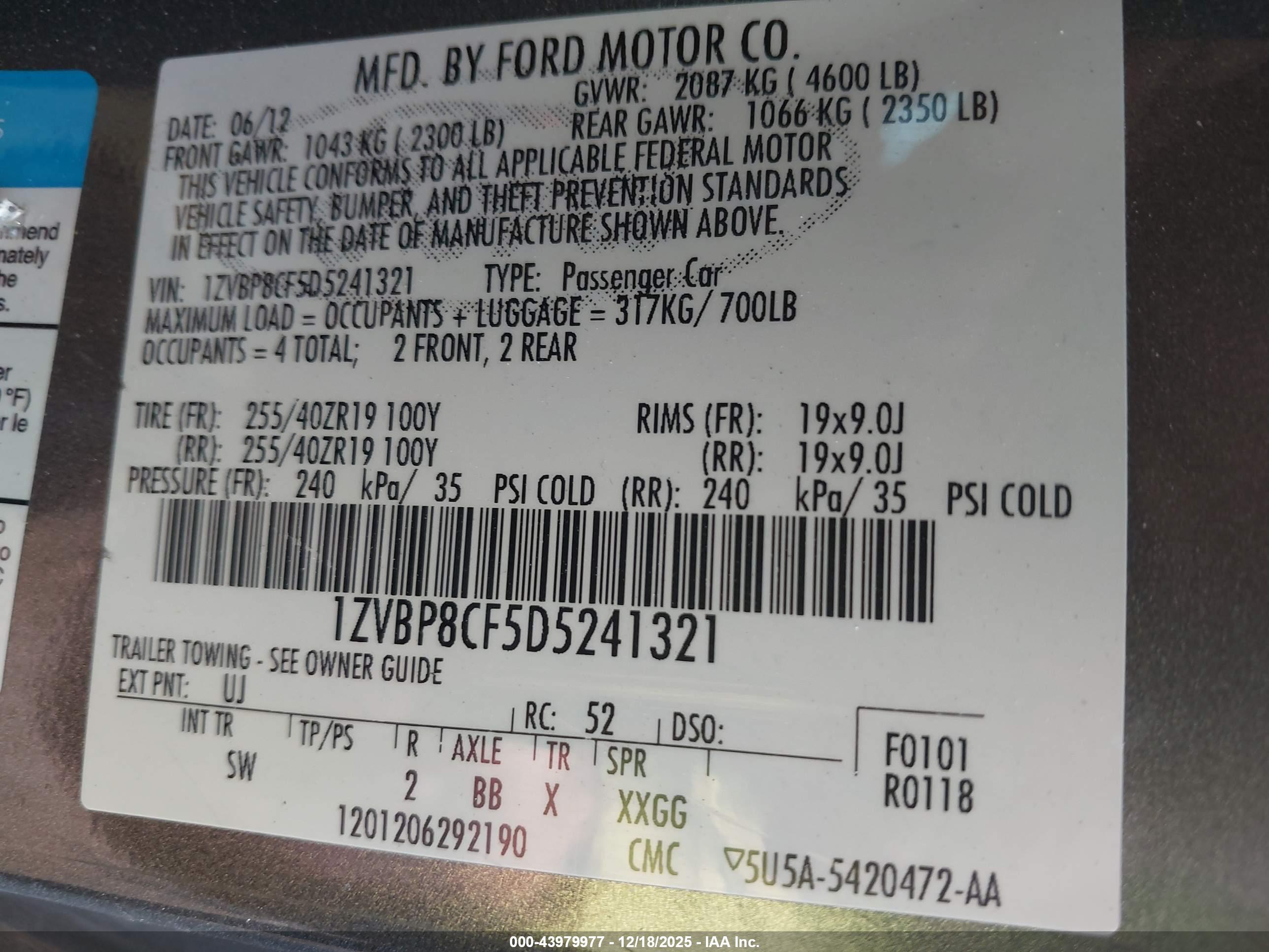 FORD MUSTANG image 9