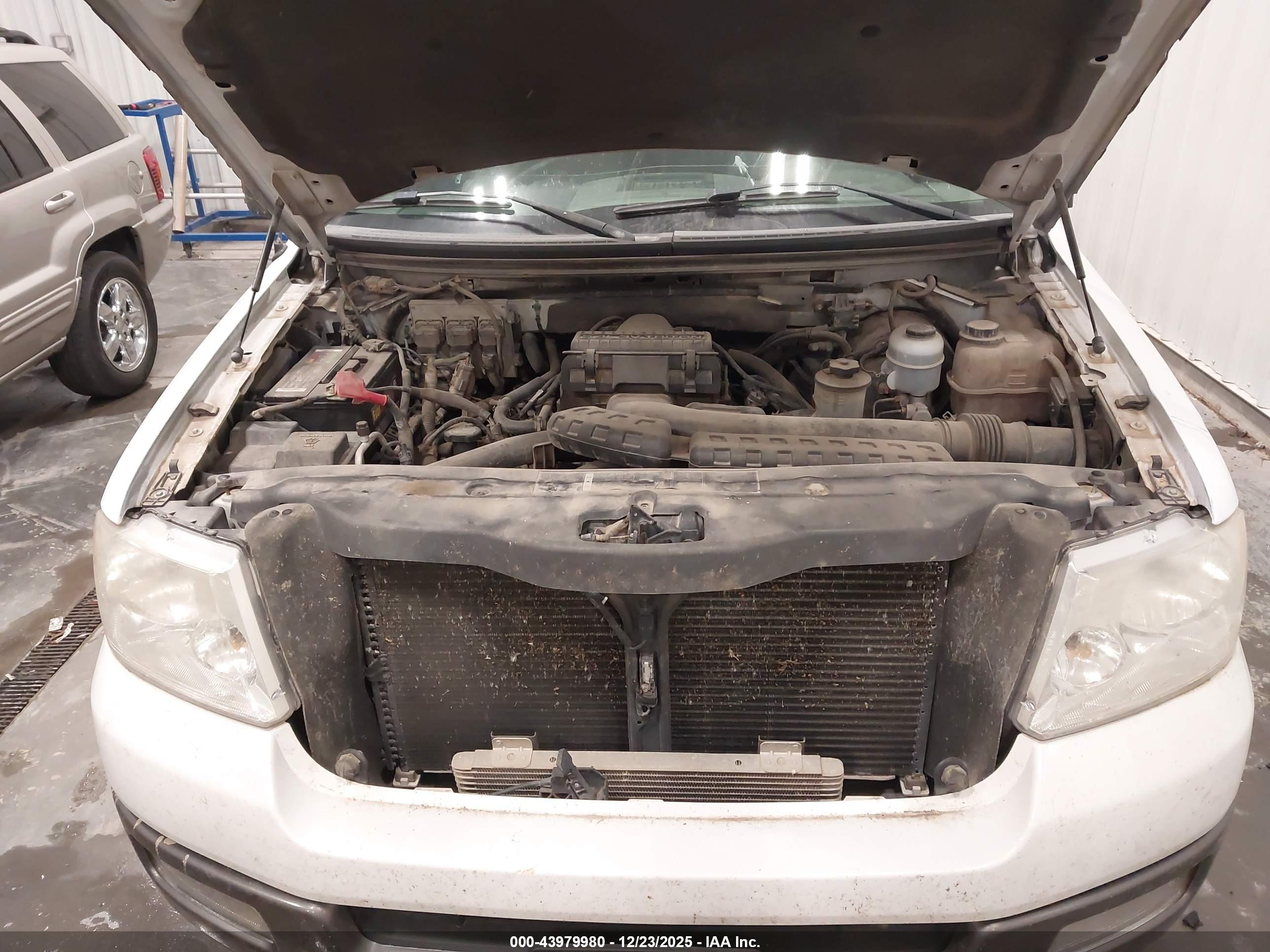 FORD F-150 image 10