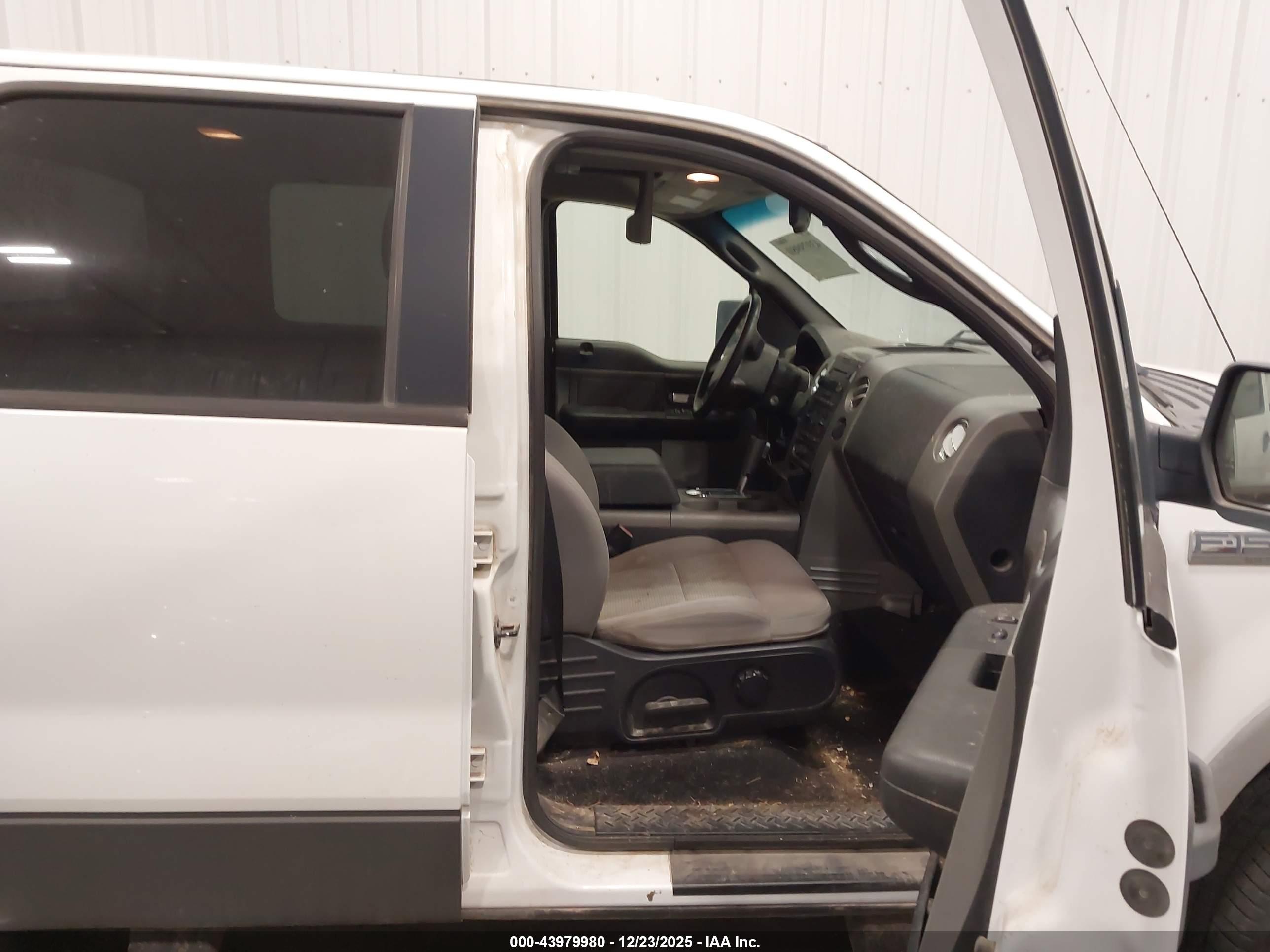 FORD F-150 image 5