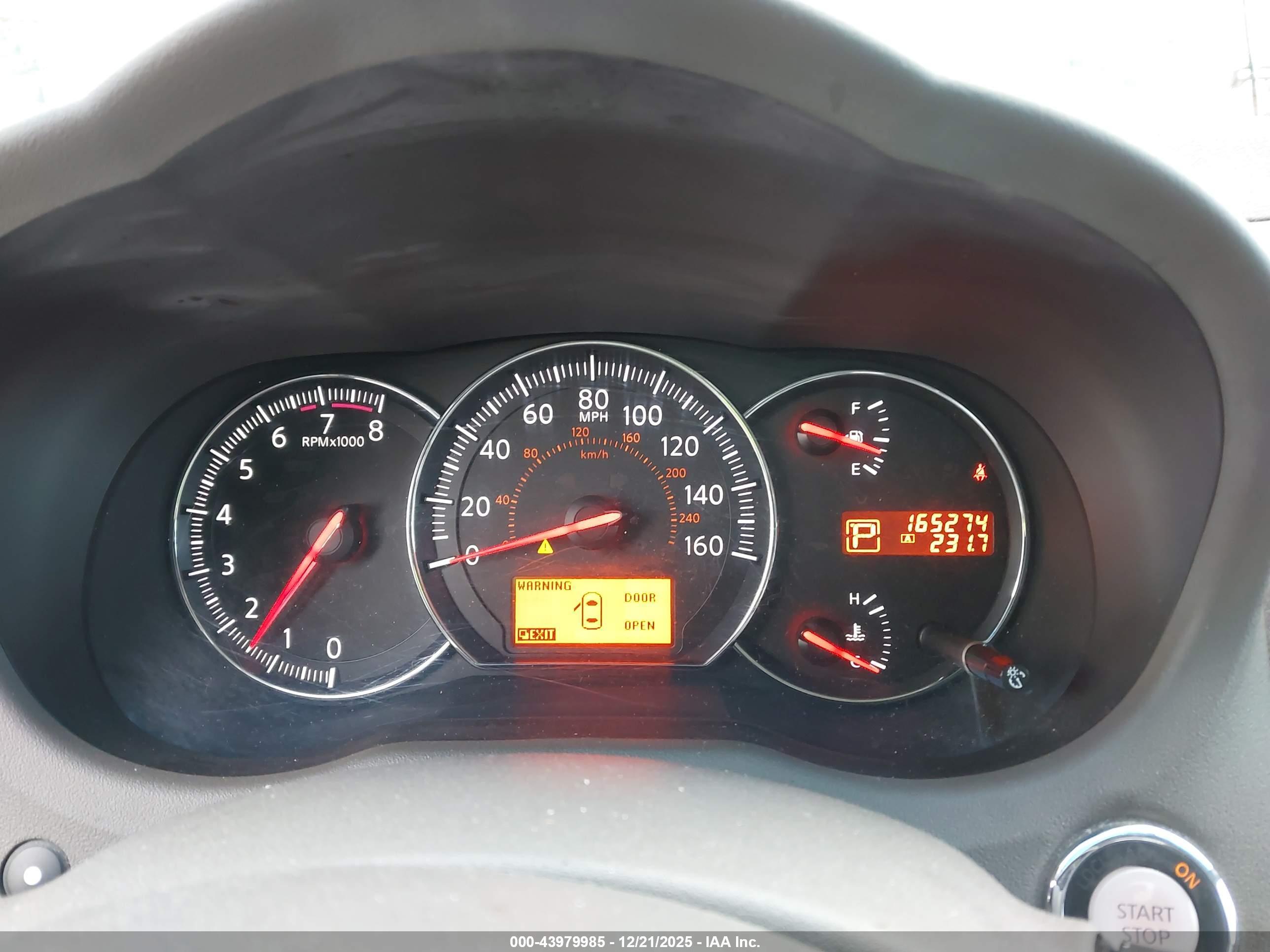 NISSAN MAXIMA image 7
