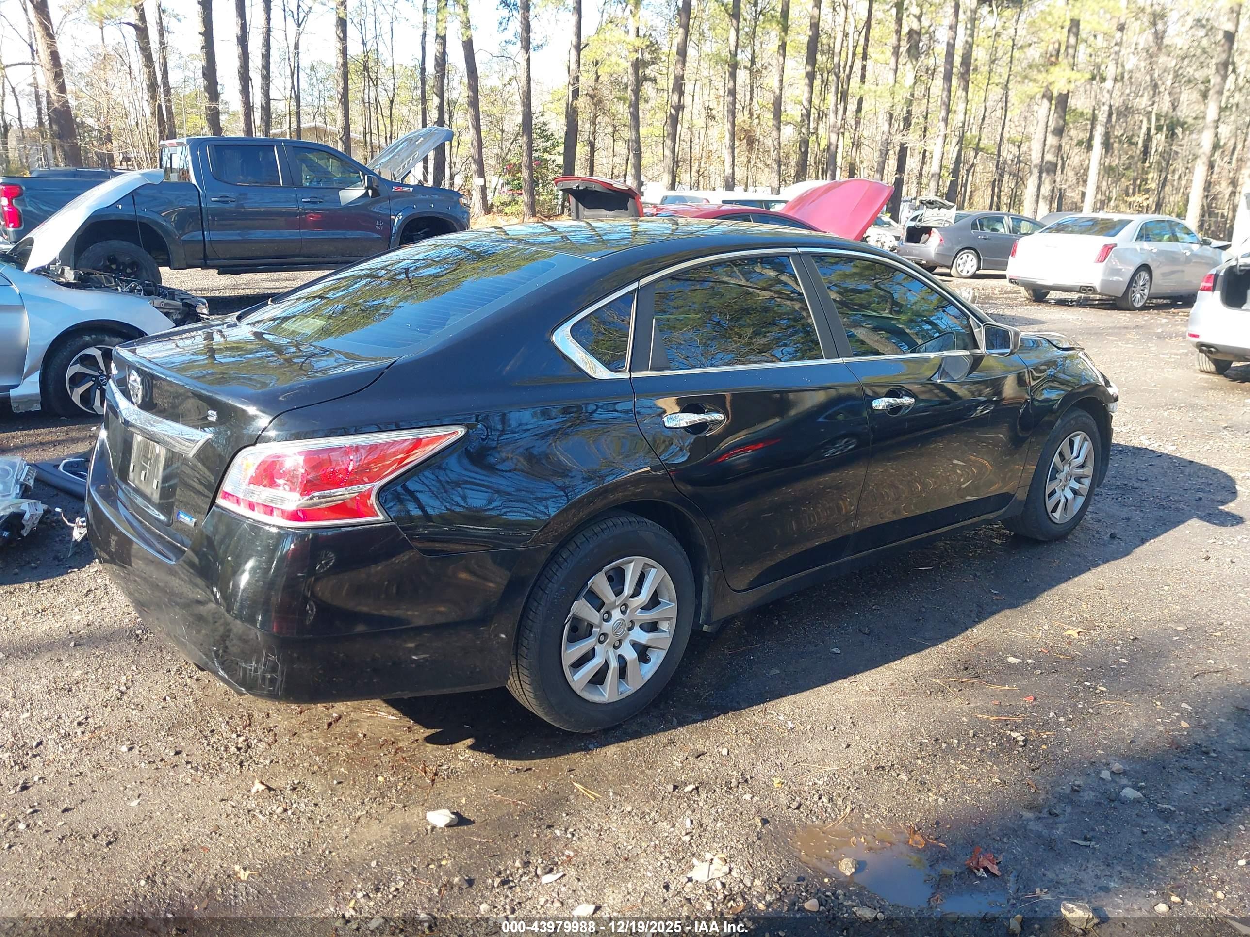 NISSAN ALTIMA image 4