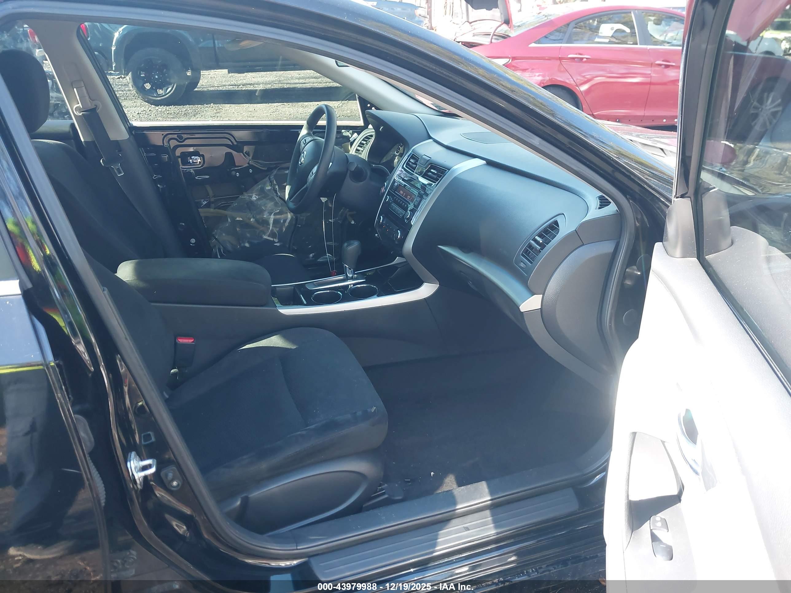 NISSAN ALTIMA image 5