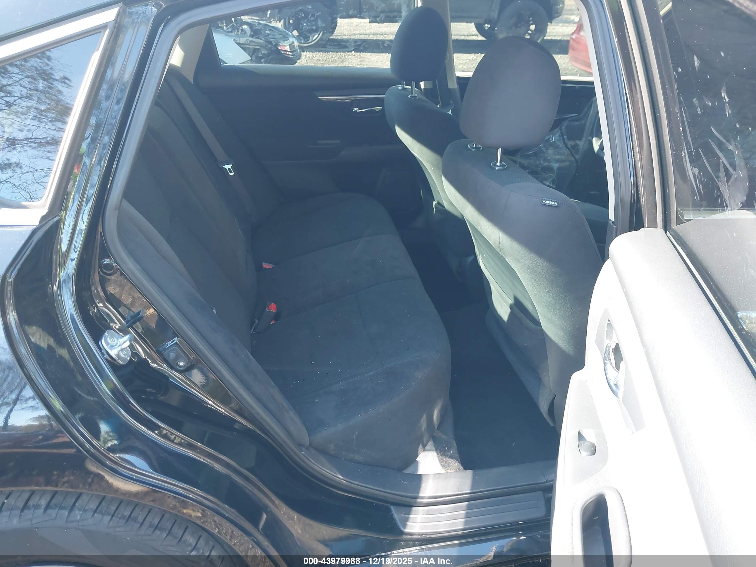 NISSAN ALTIMA image 8