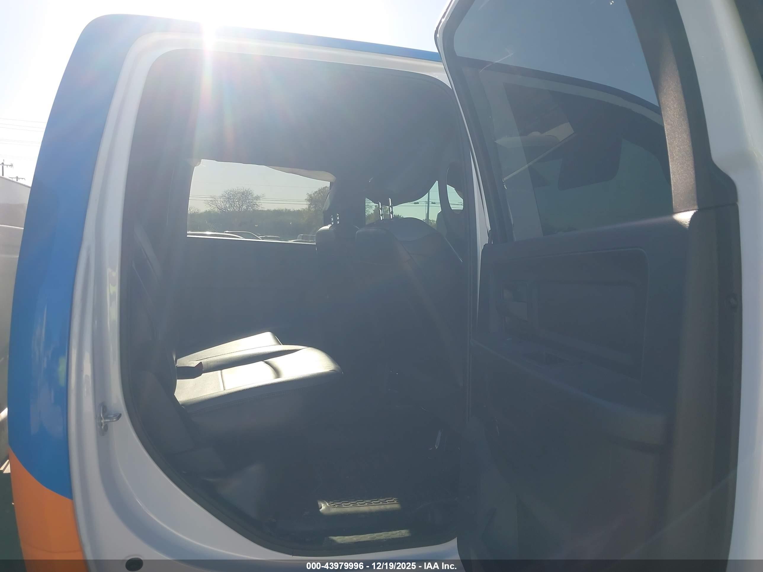 RAM 2500 image 8