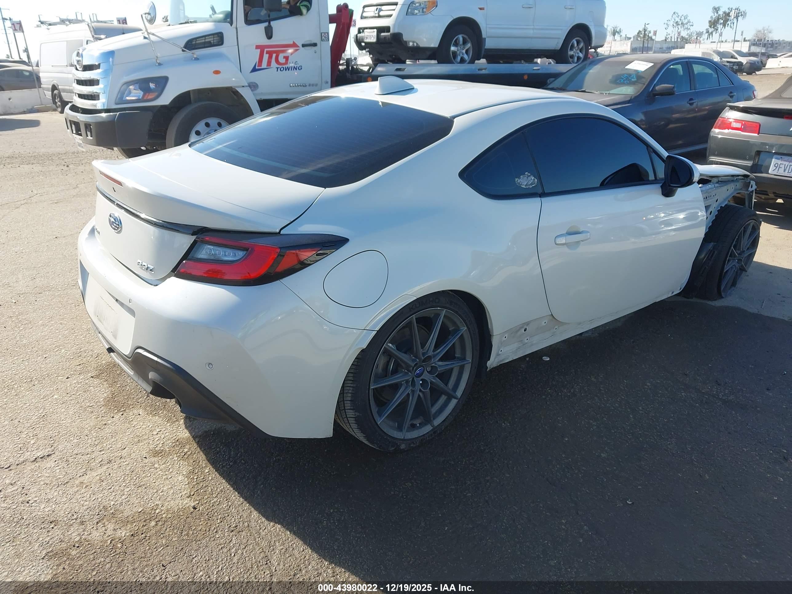 SUBARU BRZ image 4