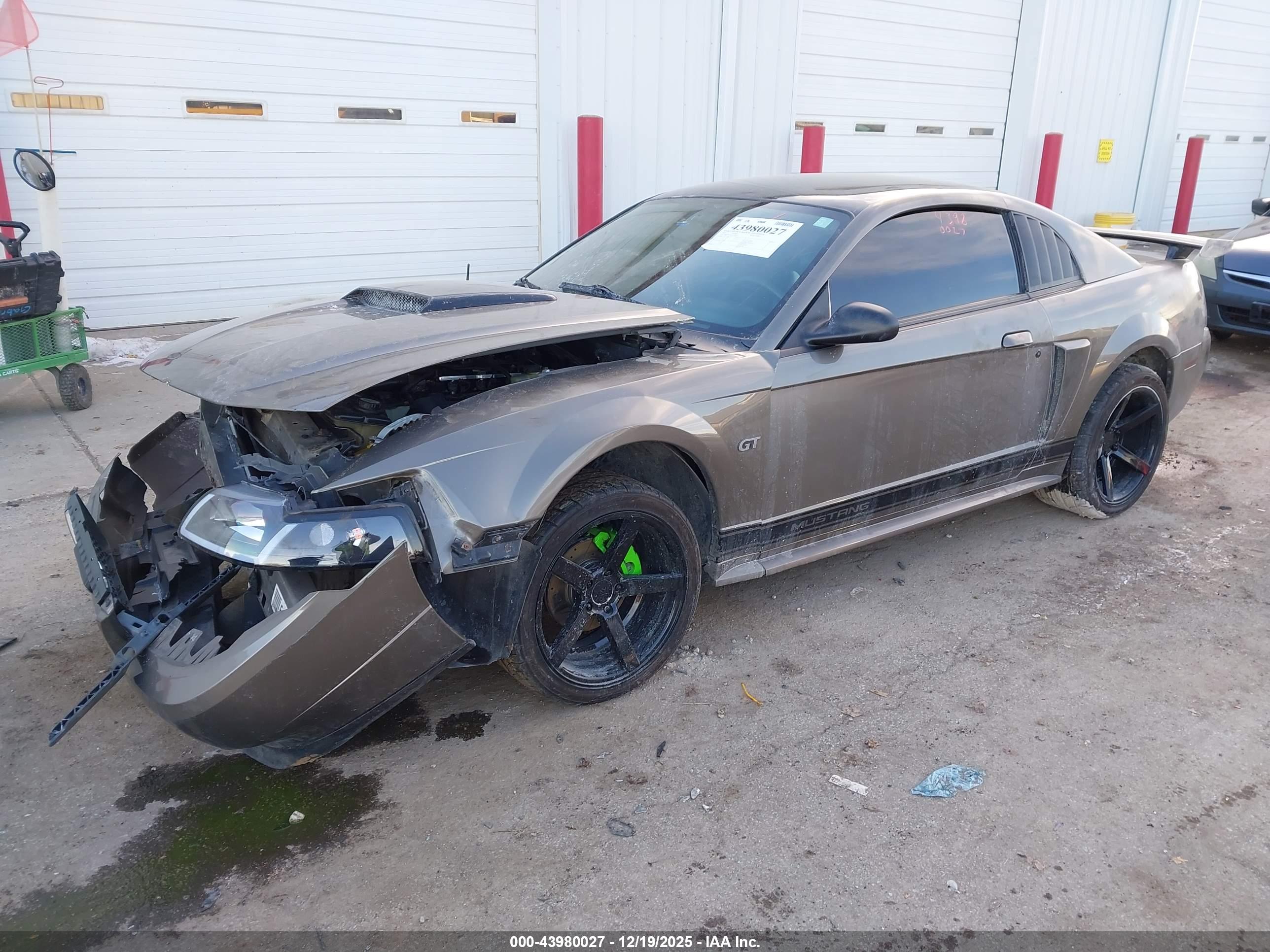 FORD MUSTANG image 2