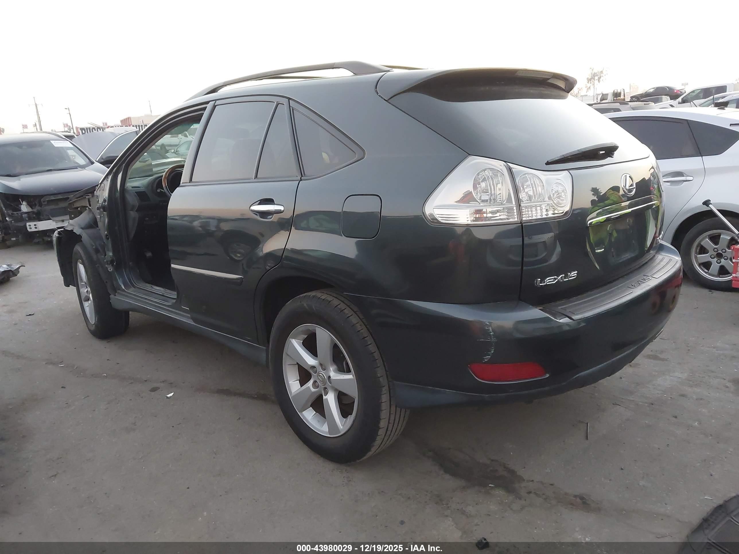 LEXUS RX image 3