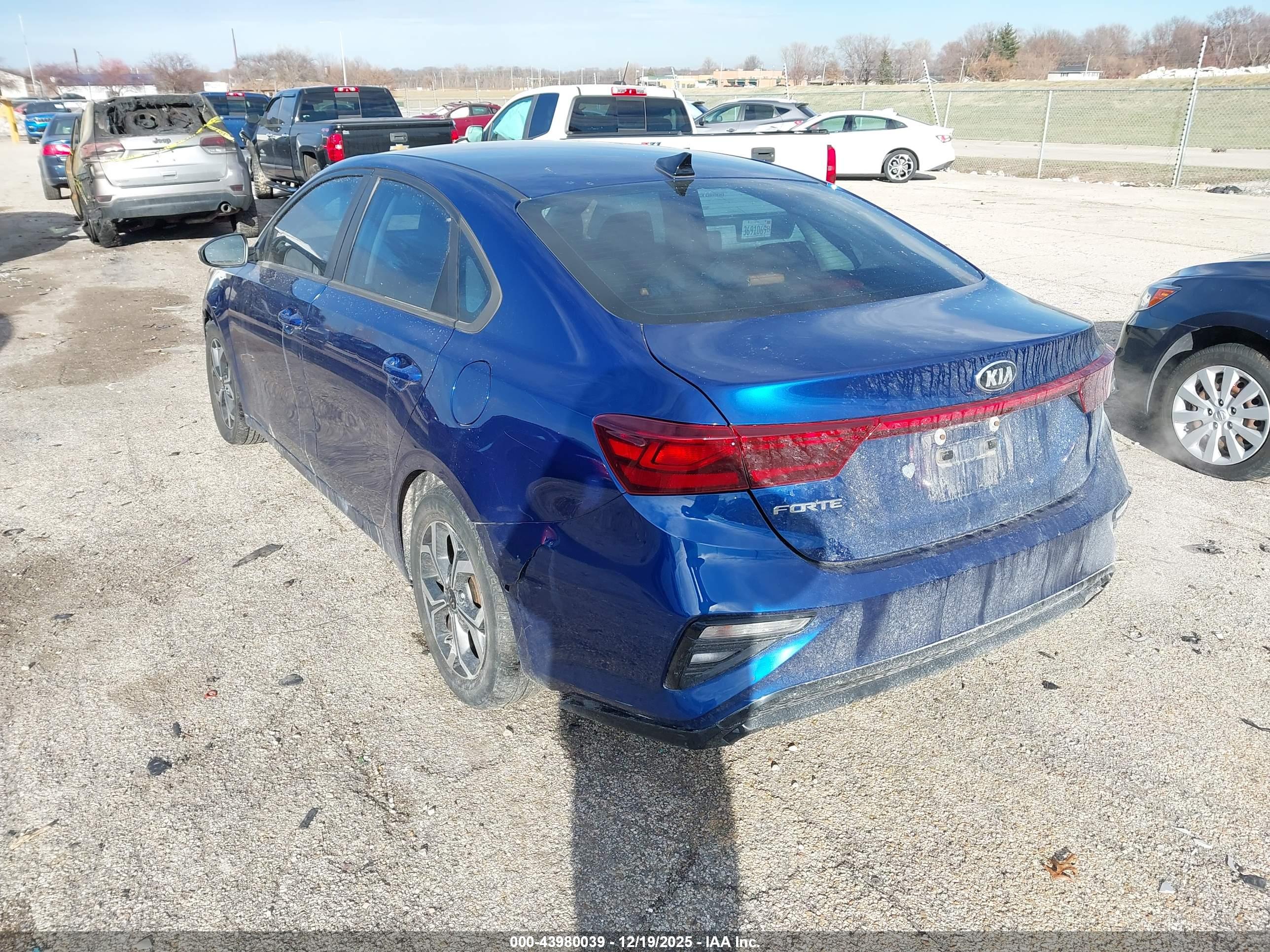 KIA FORTE image 3
