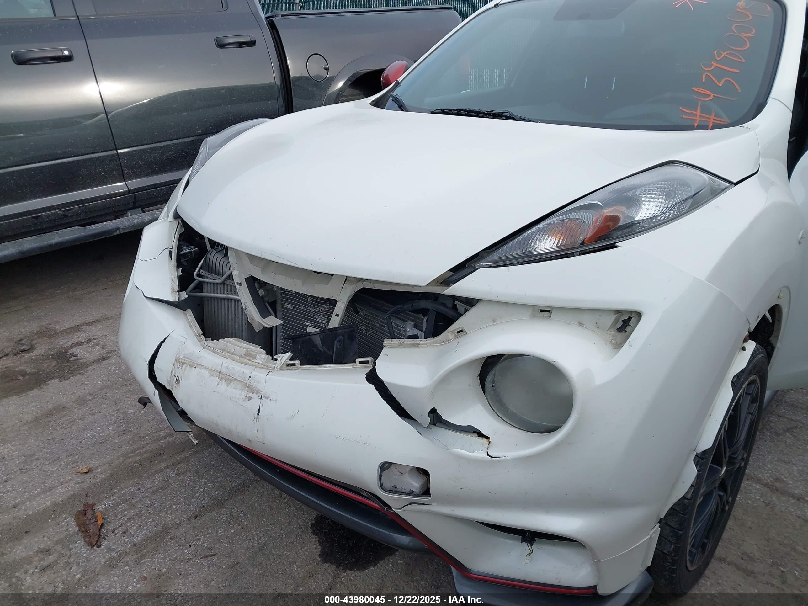 NISSAN JUKE image 6