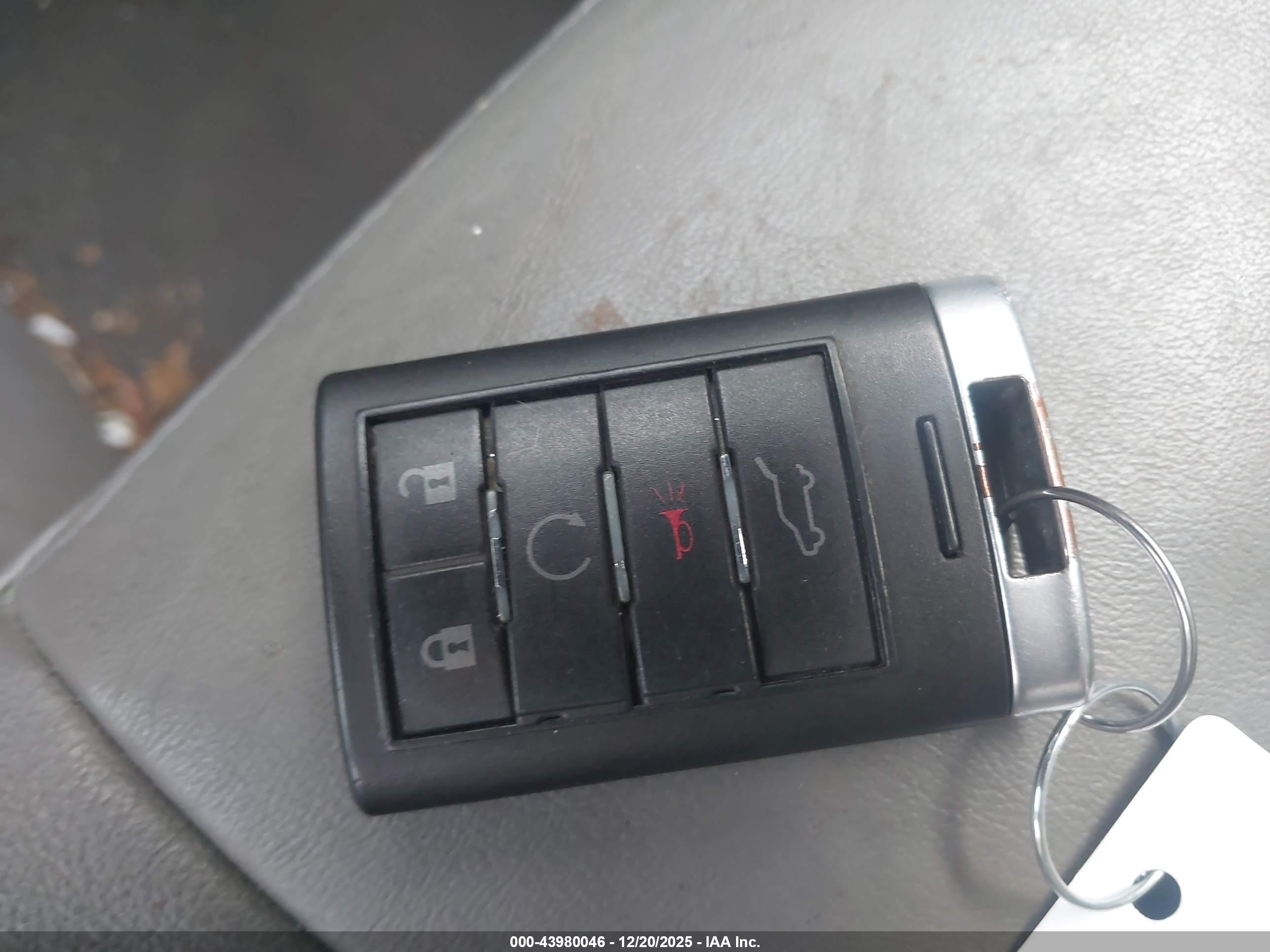 CADILLAC SRX image 11