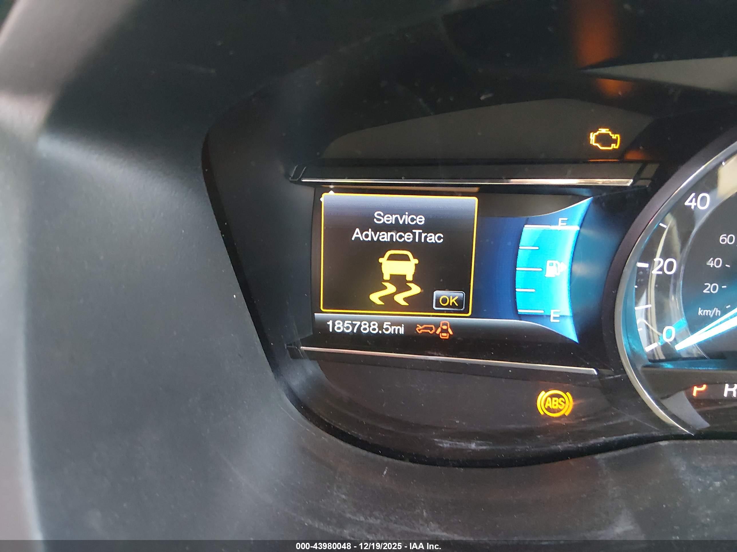 FORD EXPLORER image 7