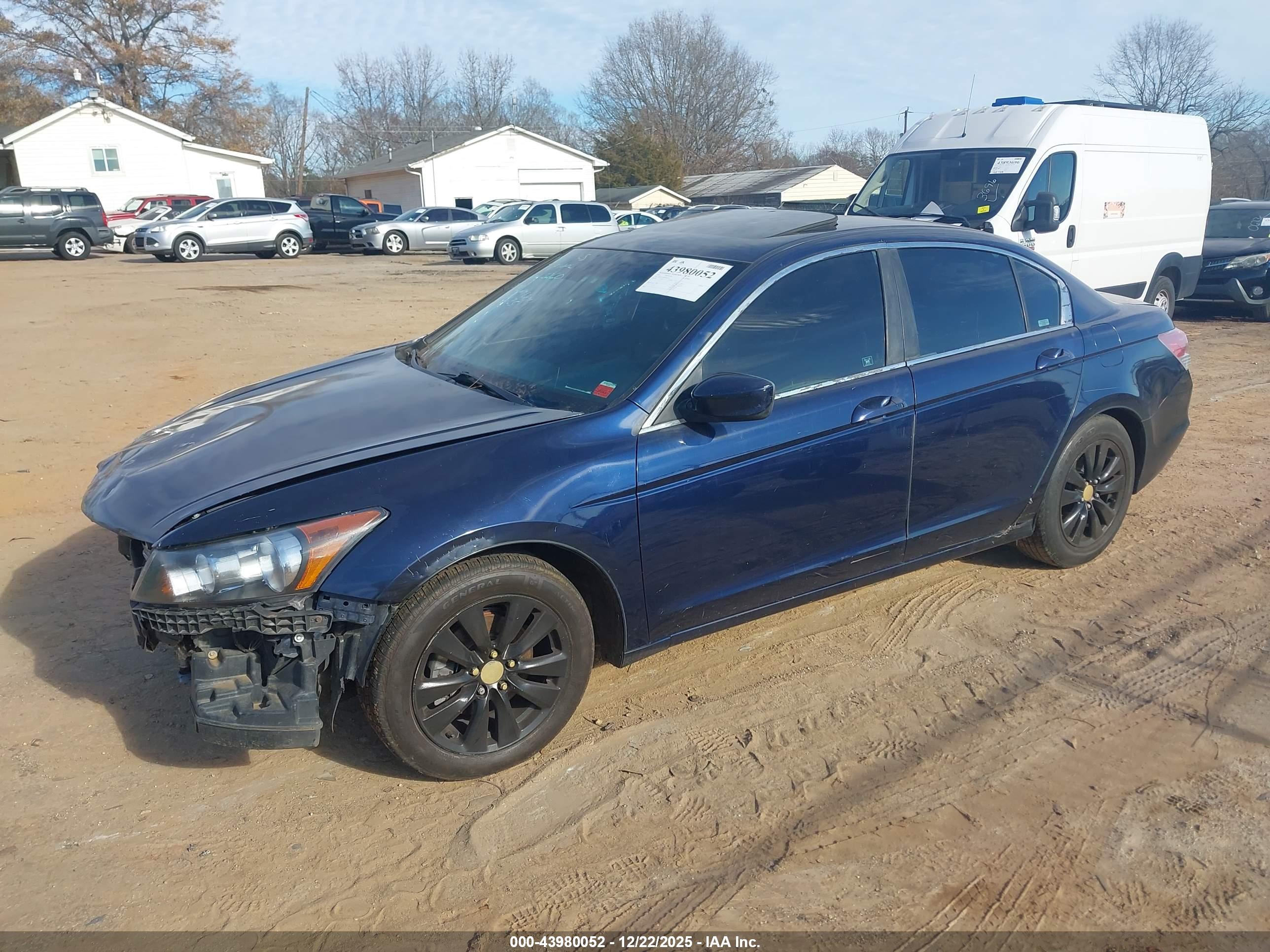 HONDA ACCORD image 2