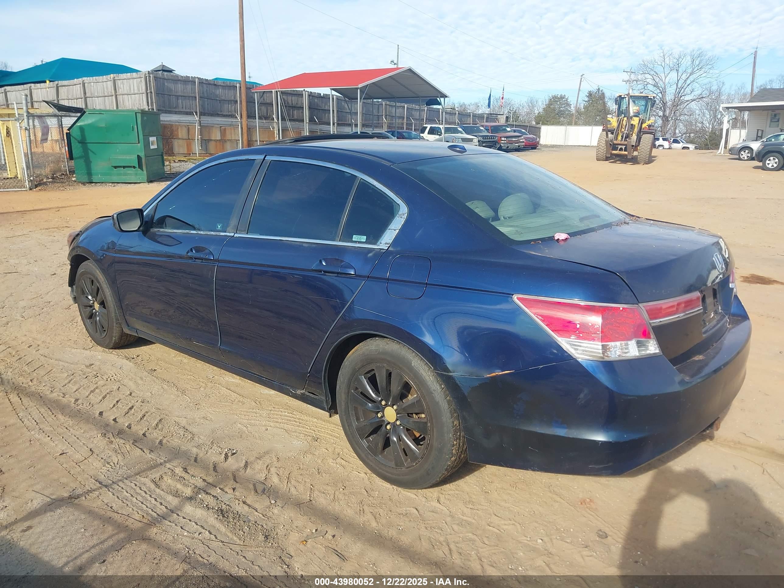 HONDA ACCORD image 3