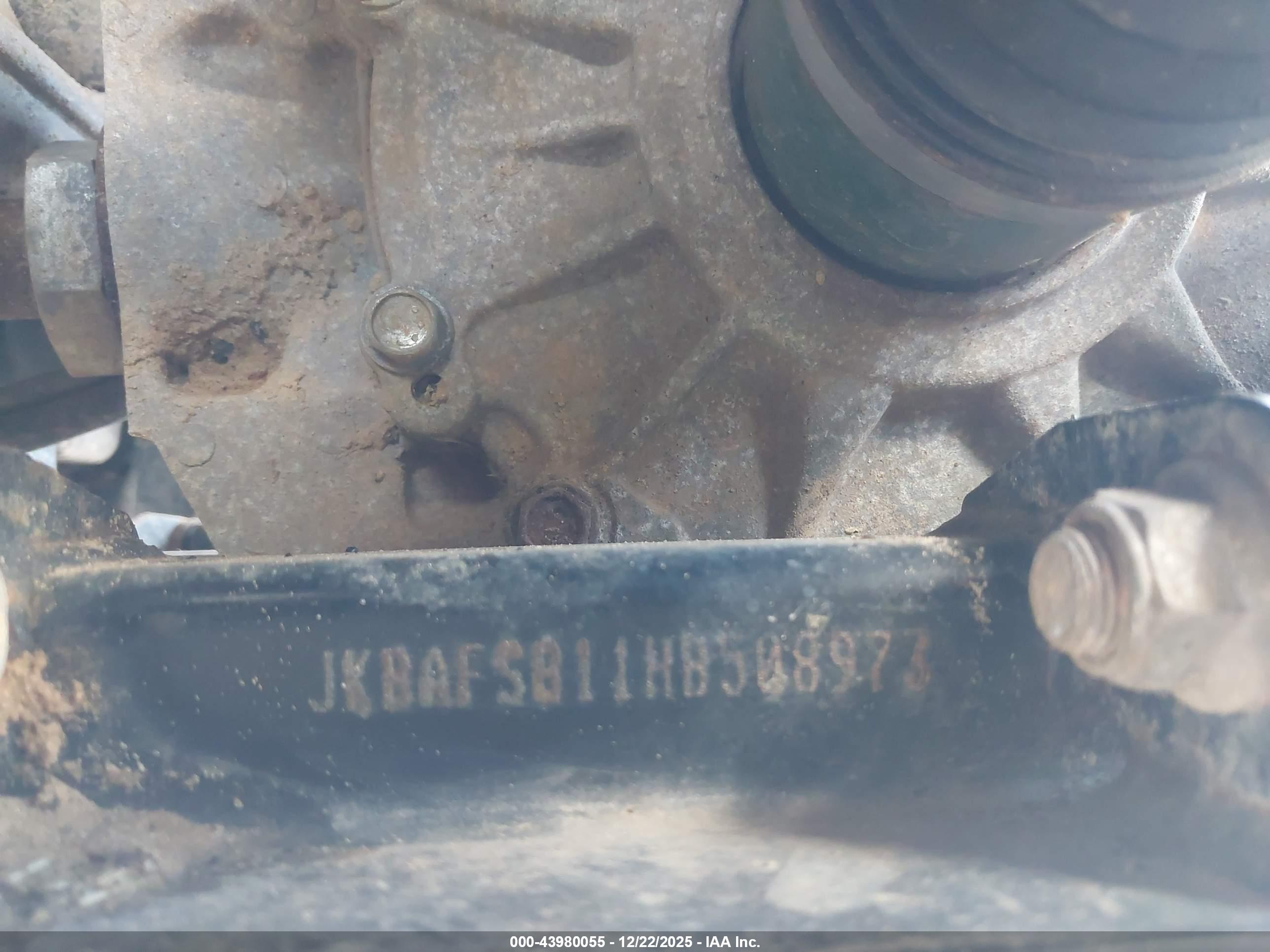 KAWASAKI KAF820 image 10