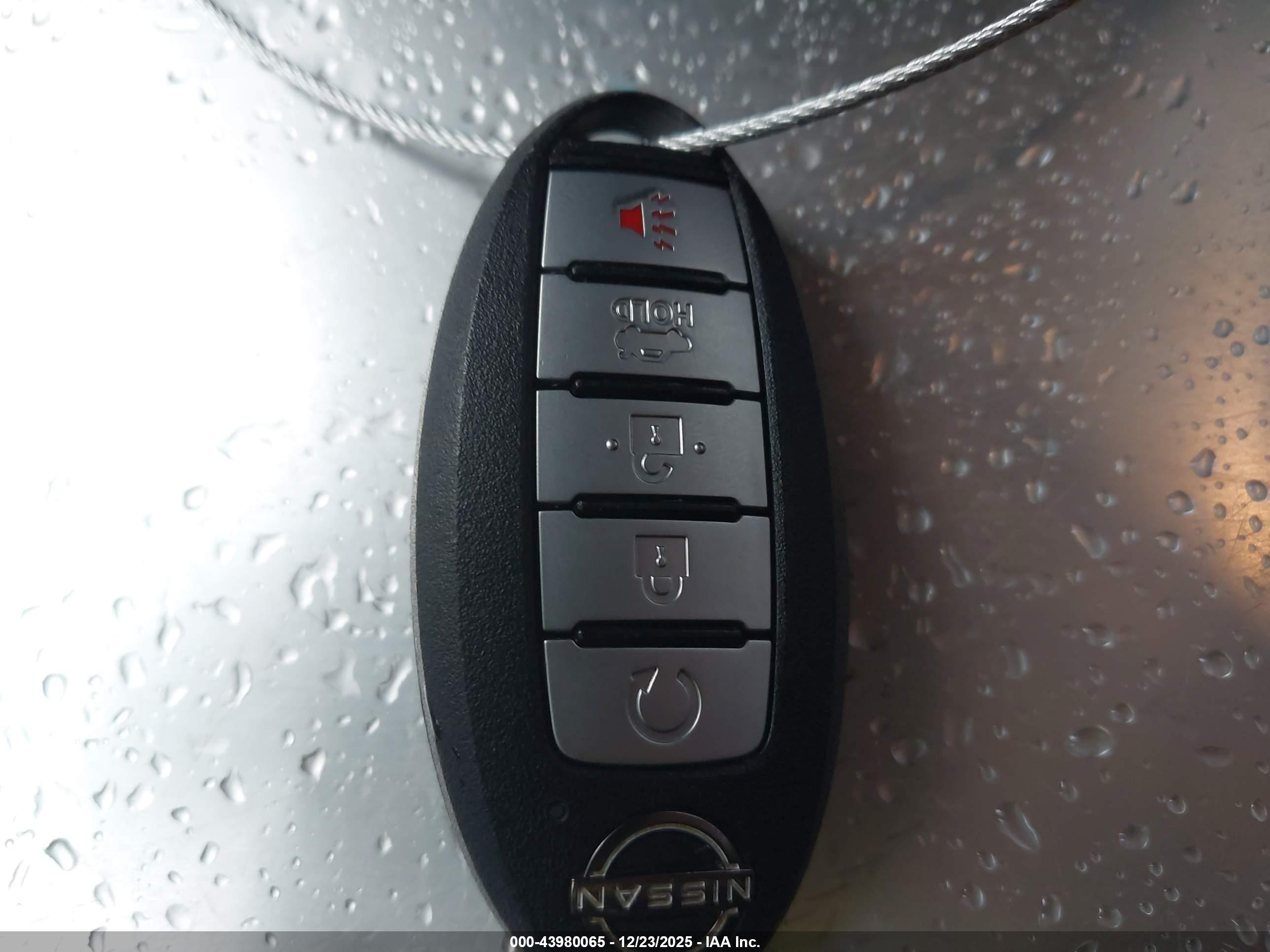NISSAN ALTIMA image 11