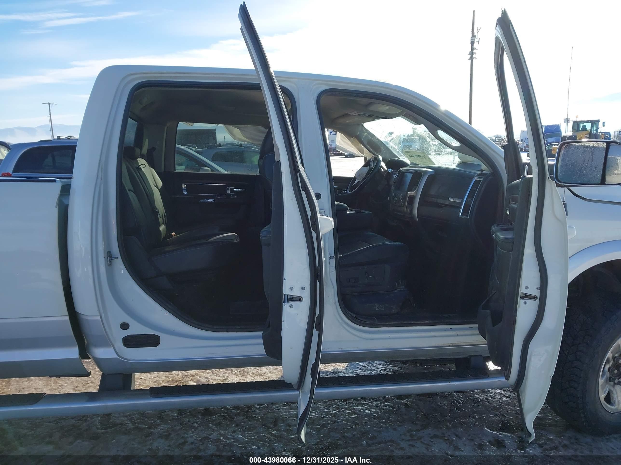 RAM 3500 image 7