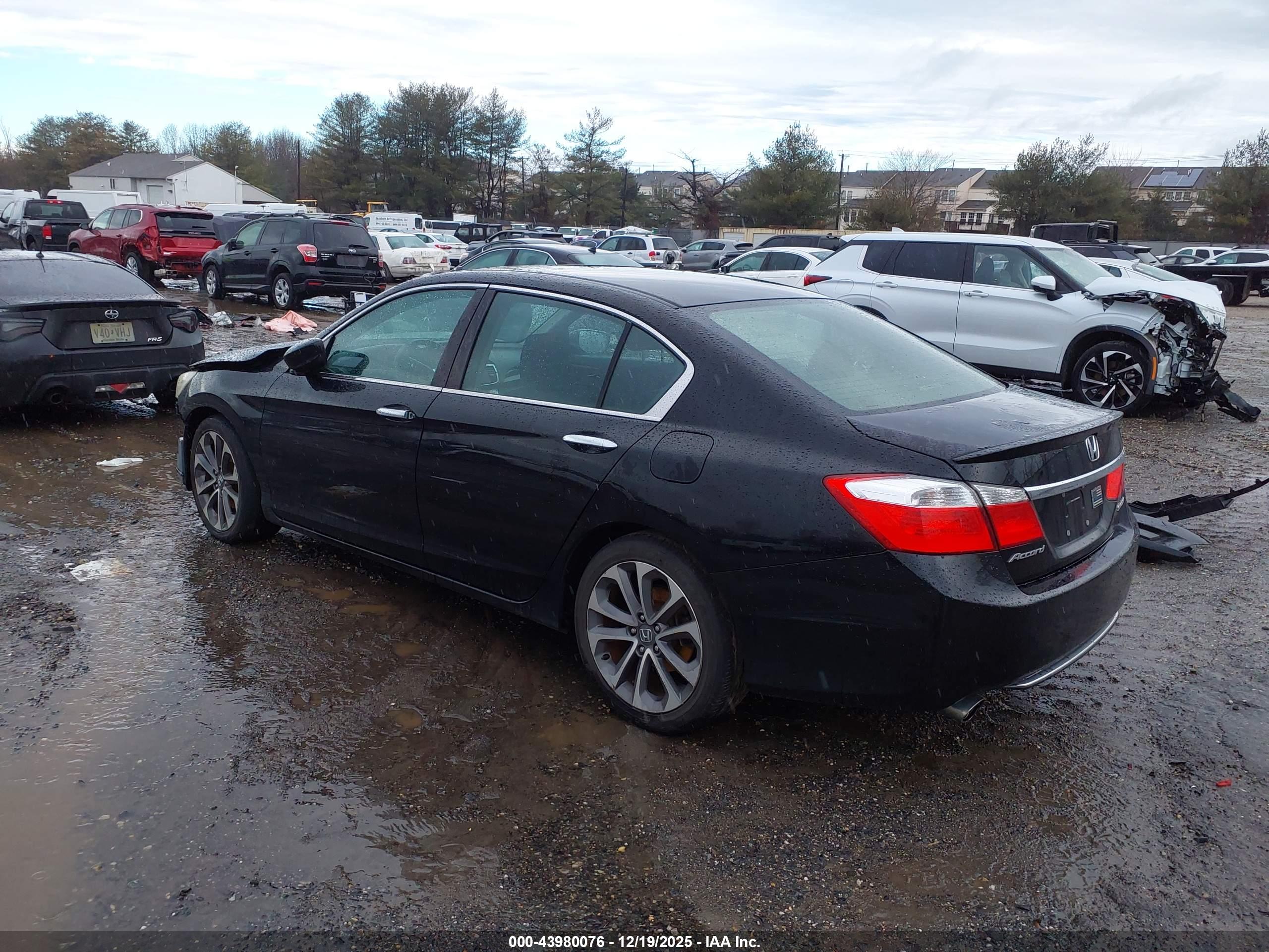 HONDA ACCORD image 3