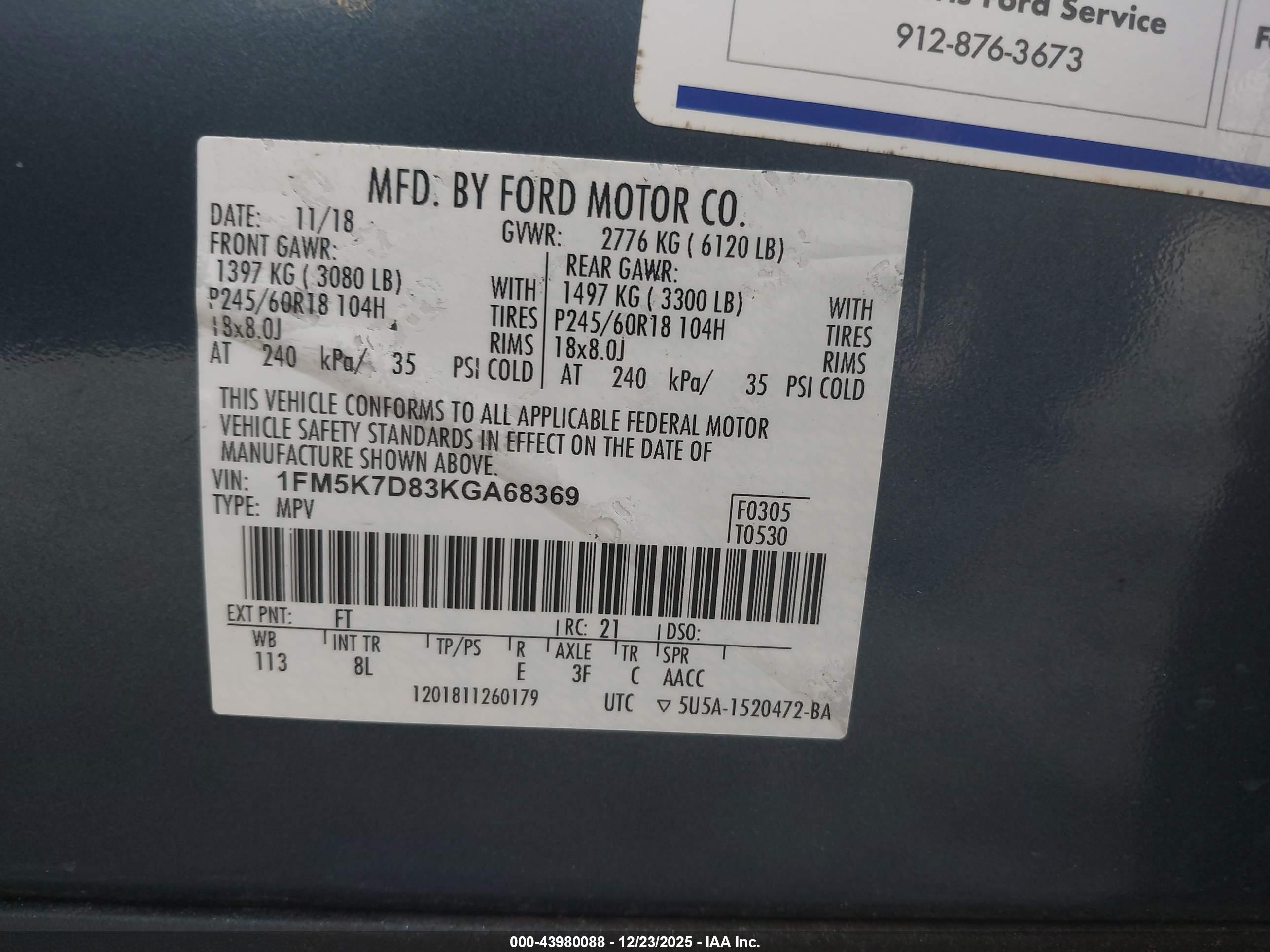 FORD EXPLORER image 9