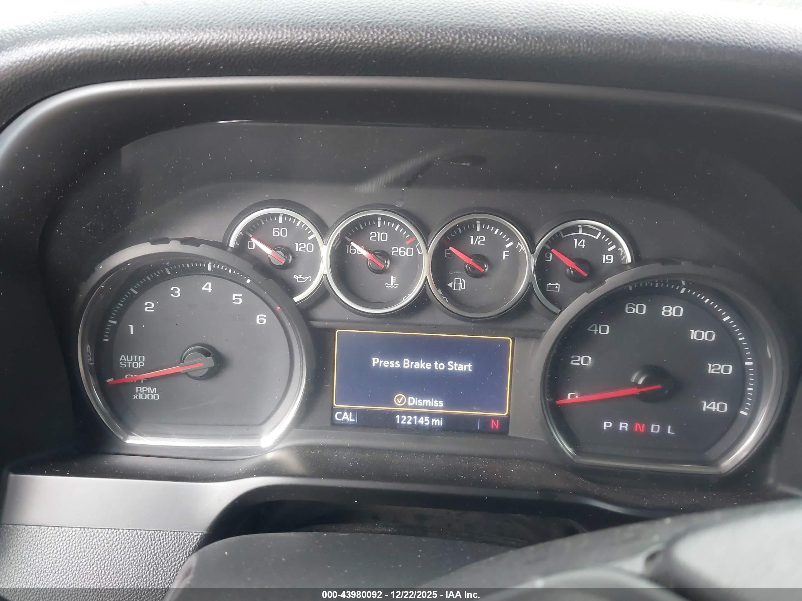 CHEVROLET SILVERADO image 7