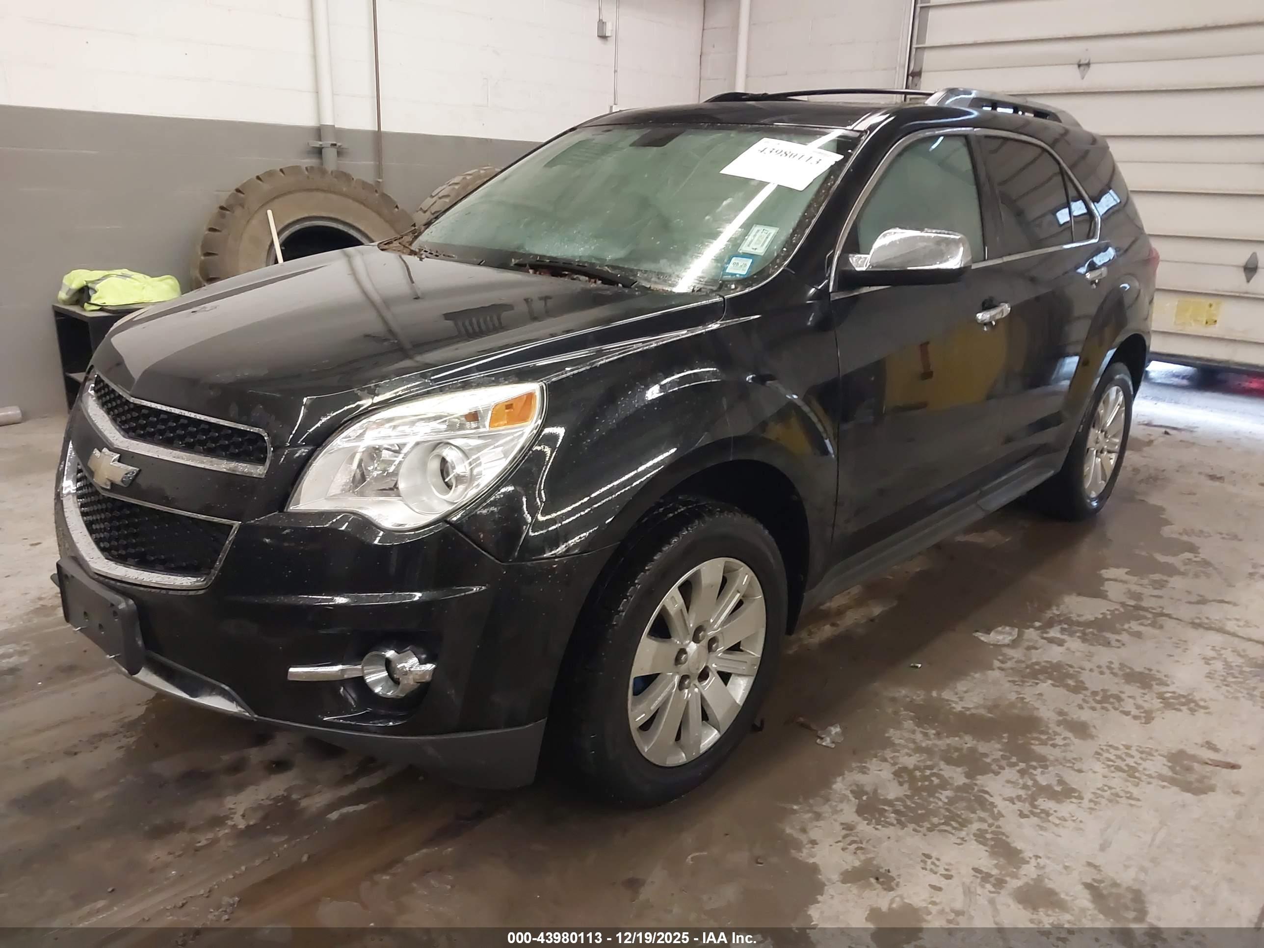 CHEVROLET EQUINOX image 2