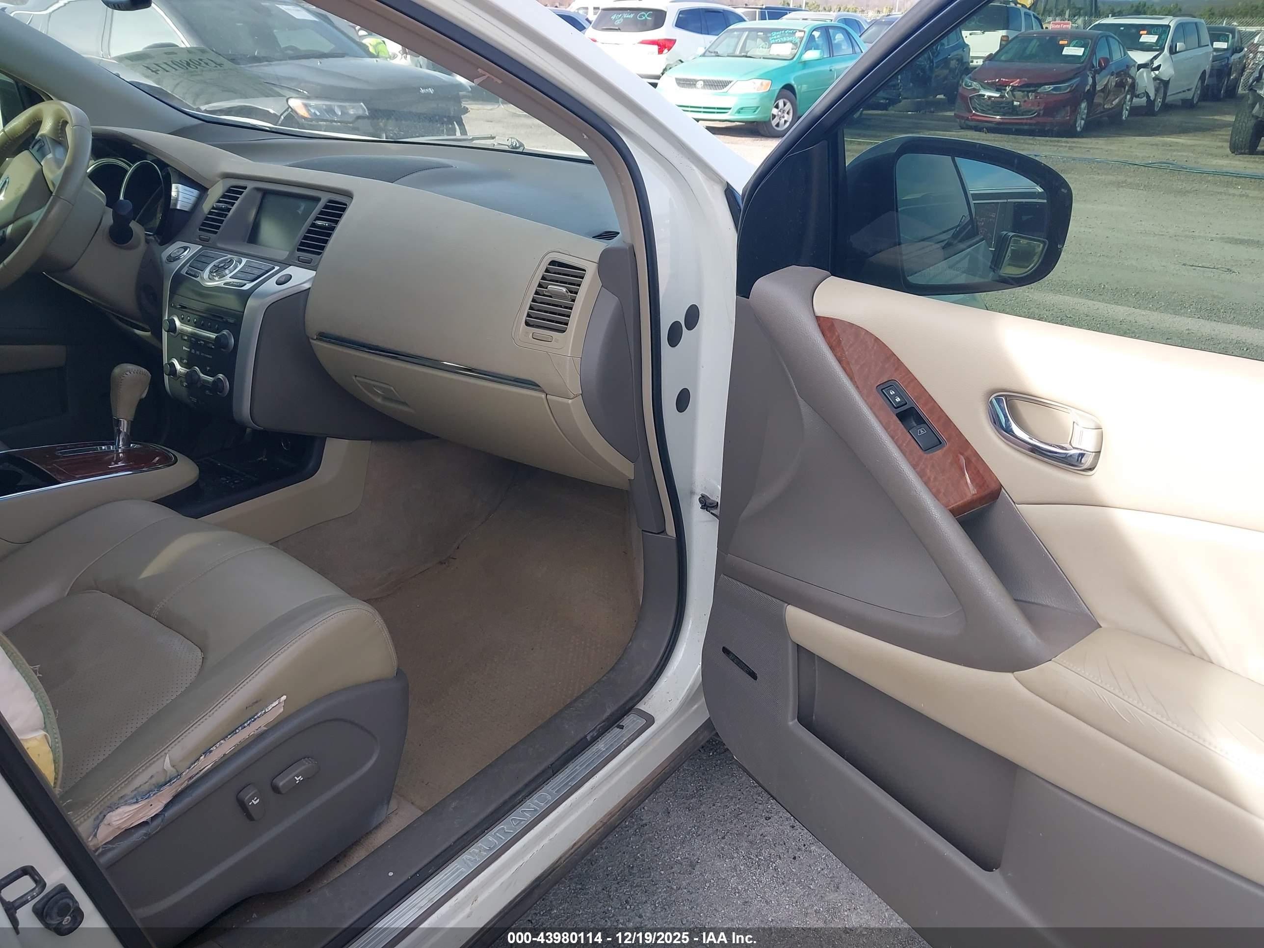 NISSAN MURANO image 5