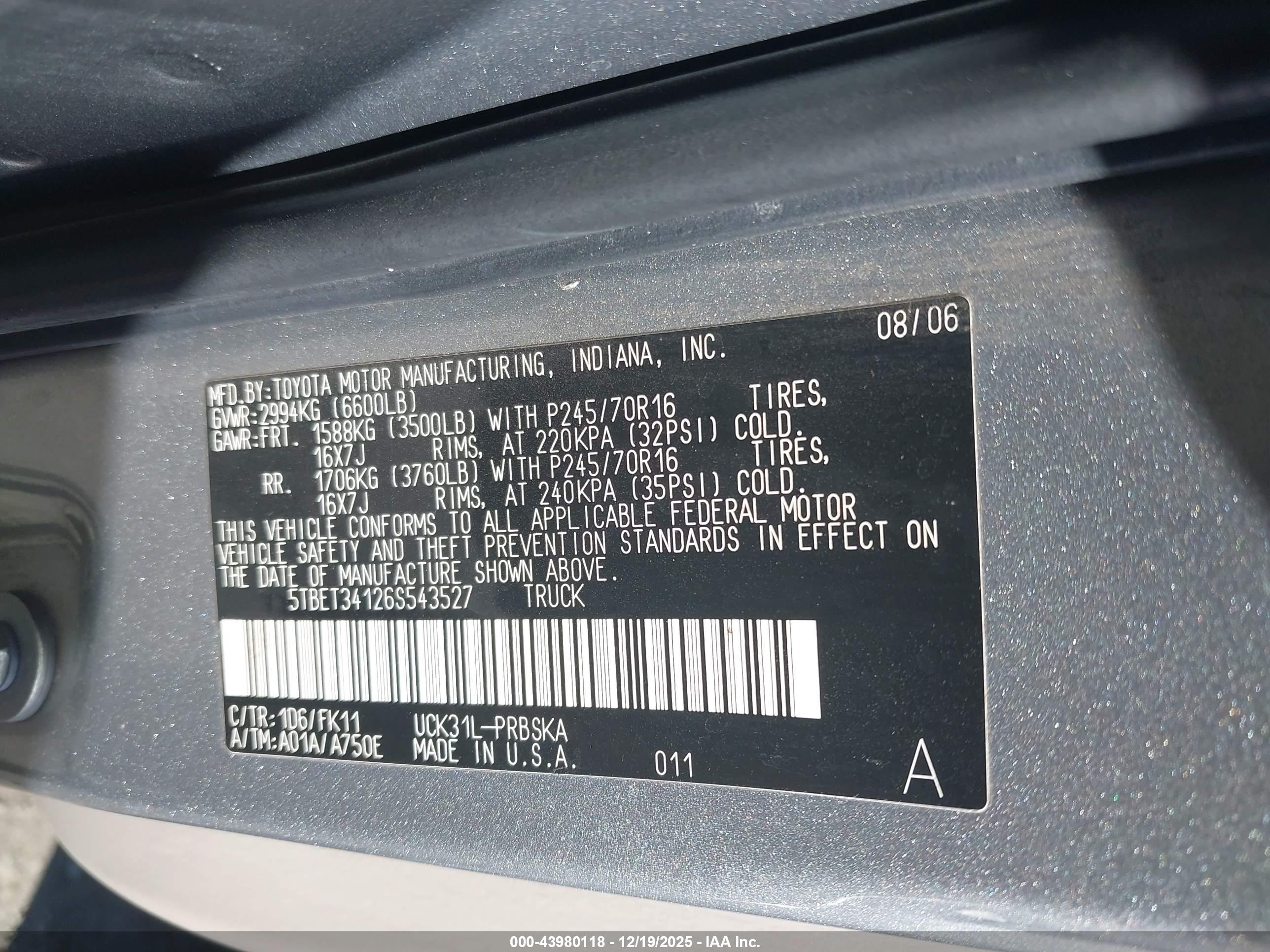 TOYOTA TUNDRA image 9