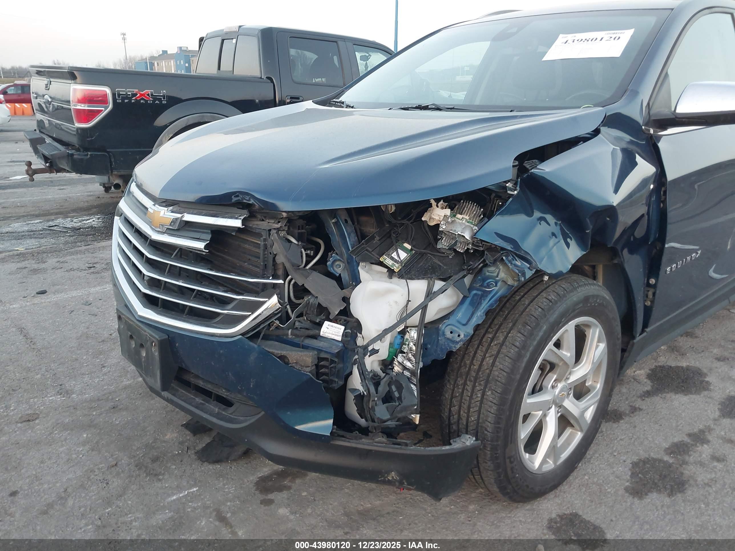 CHEVROLET EQUINOX image 6