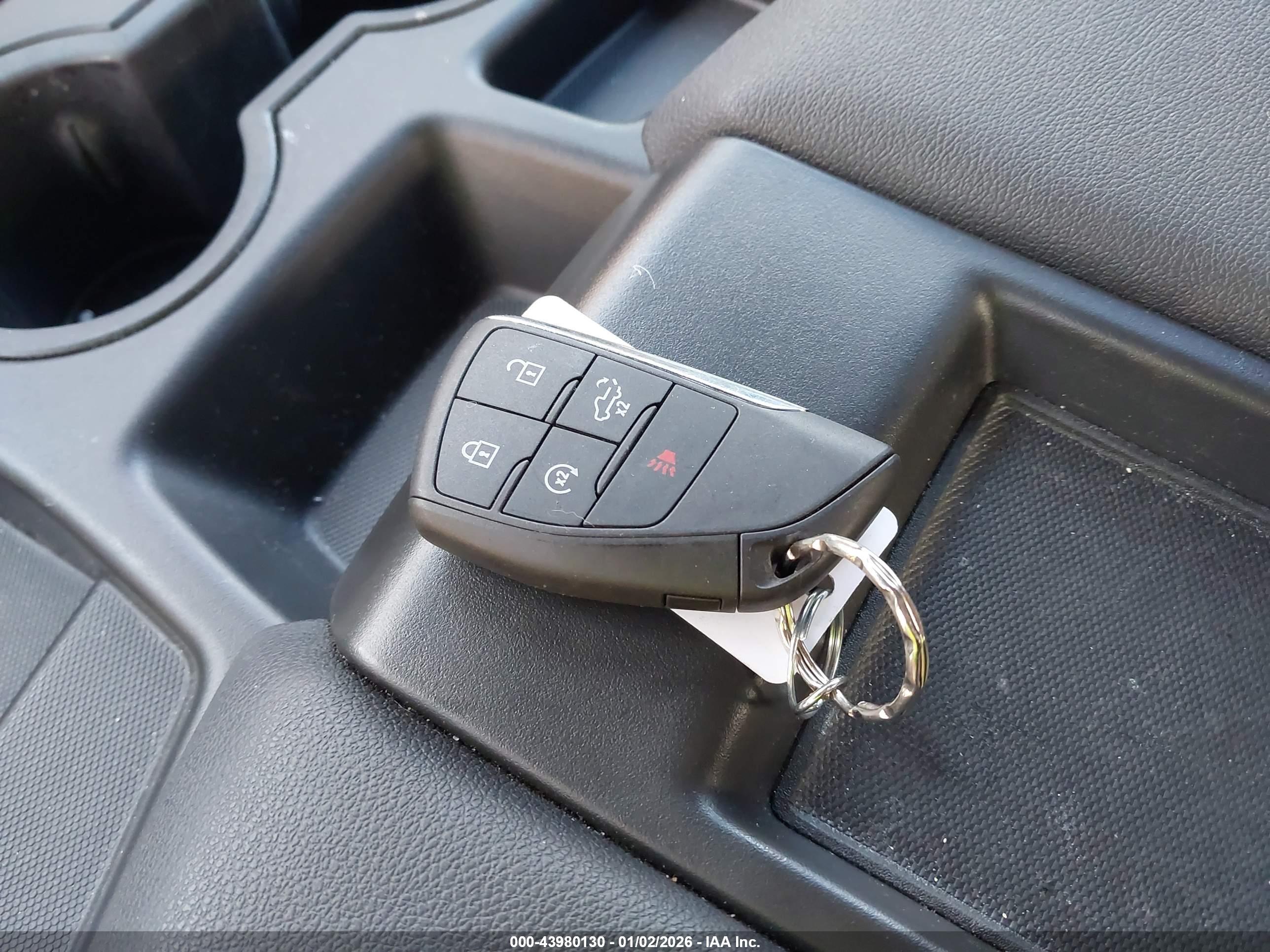 GMC SIERRA image 11