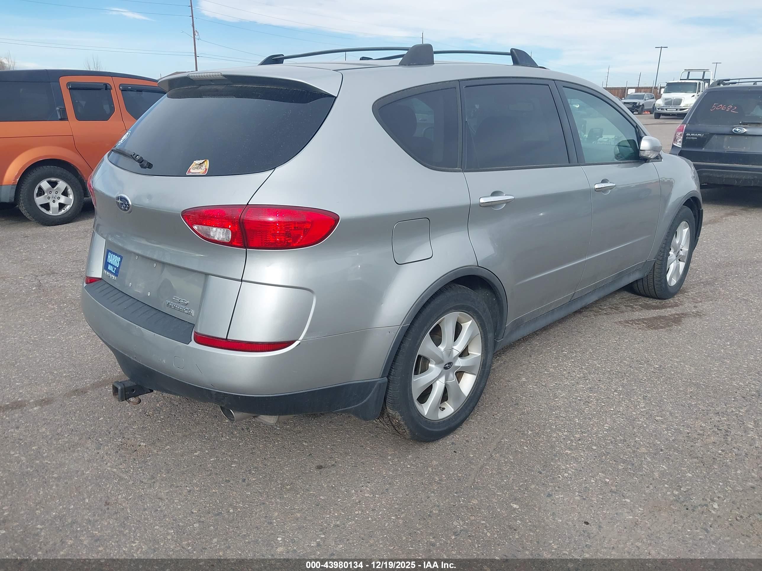 SUBARU B9 image 4