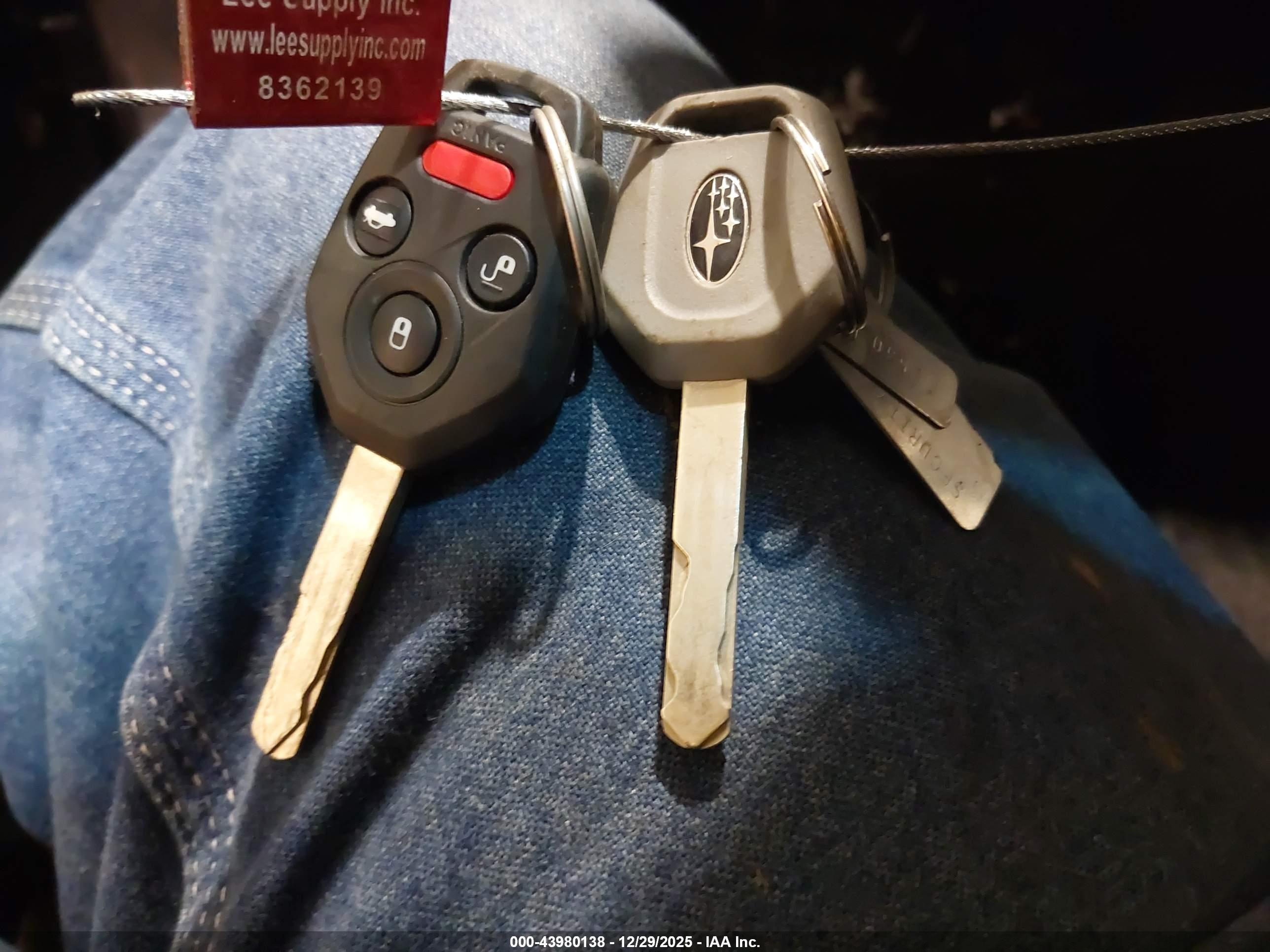 SUBARU OUTBACK image 11