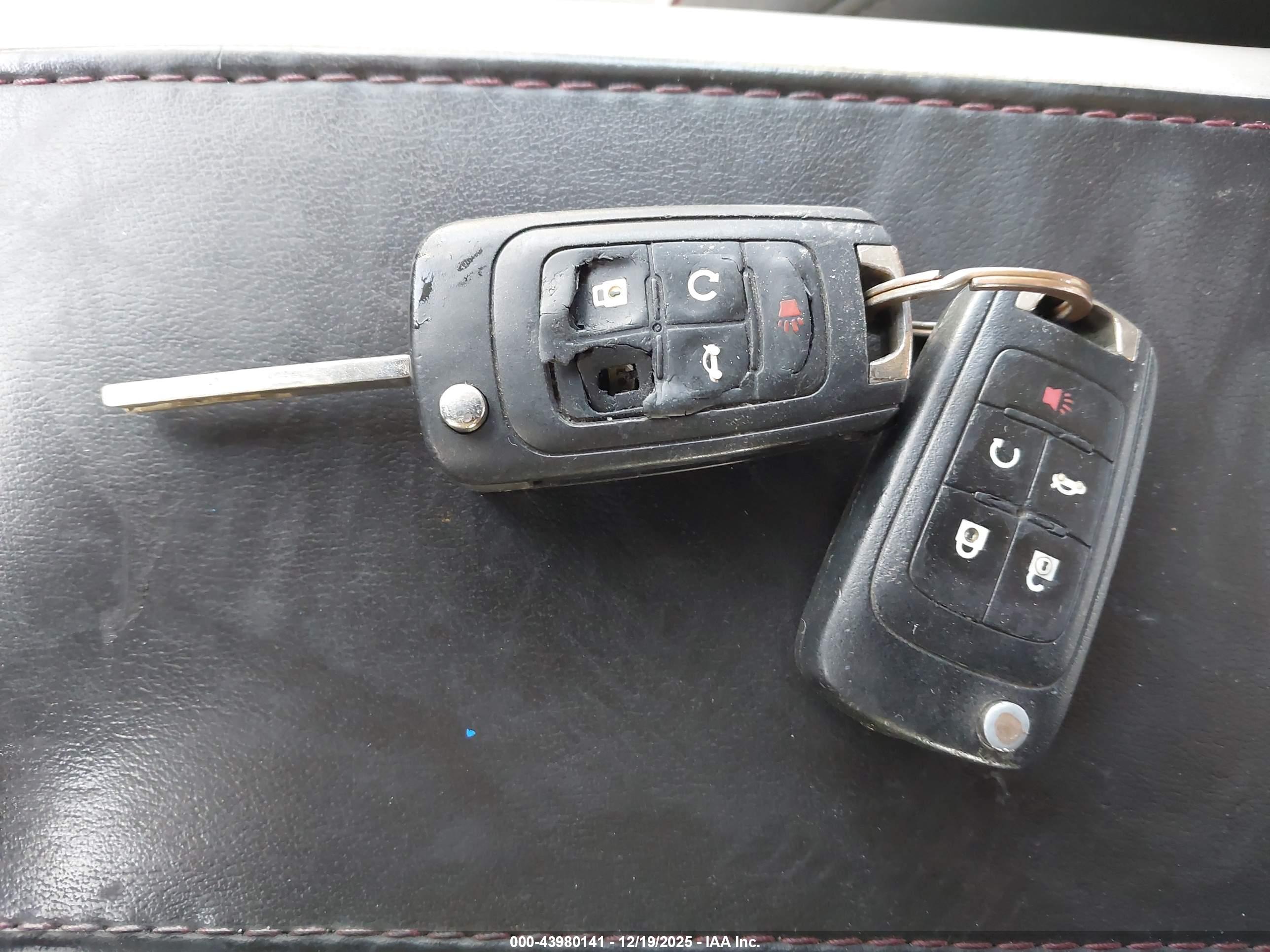 GMC TERRAIN image 11