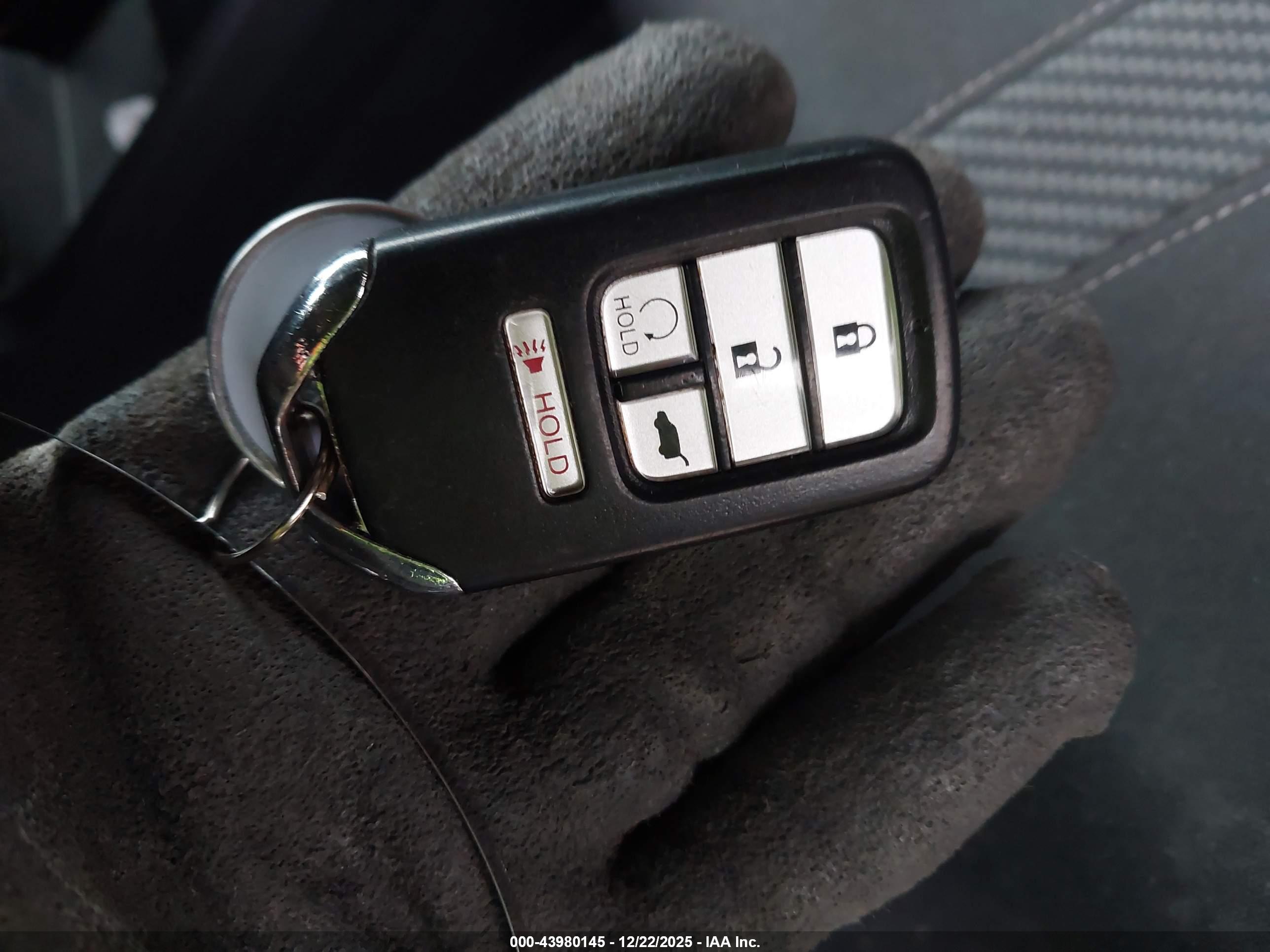 HONDA CIVIC image 11