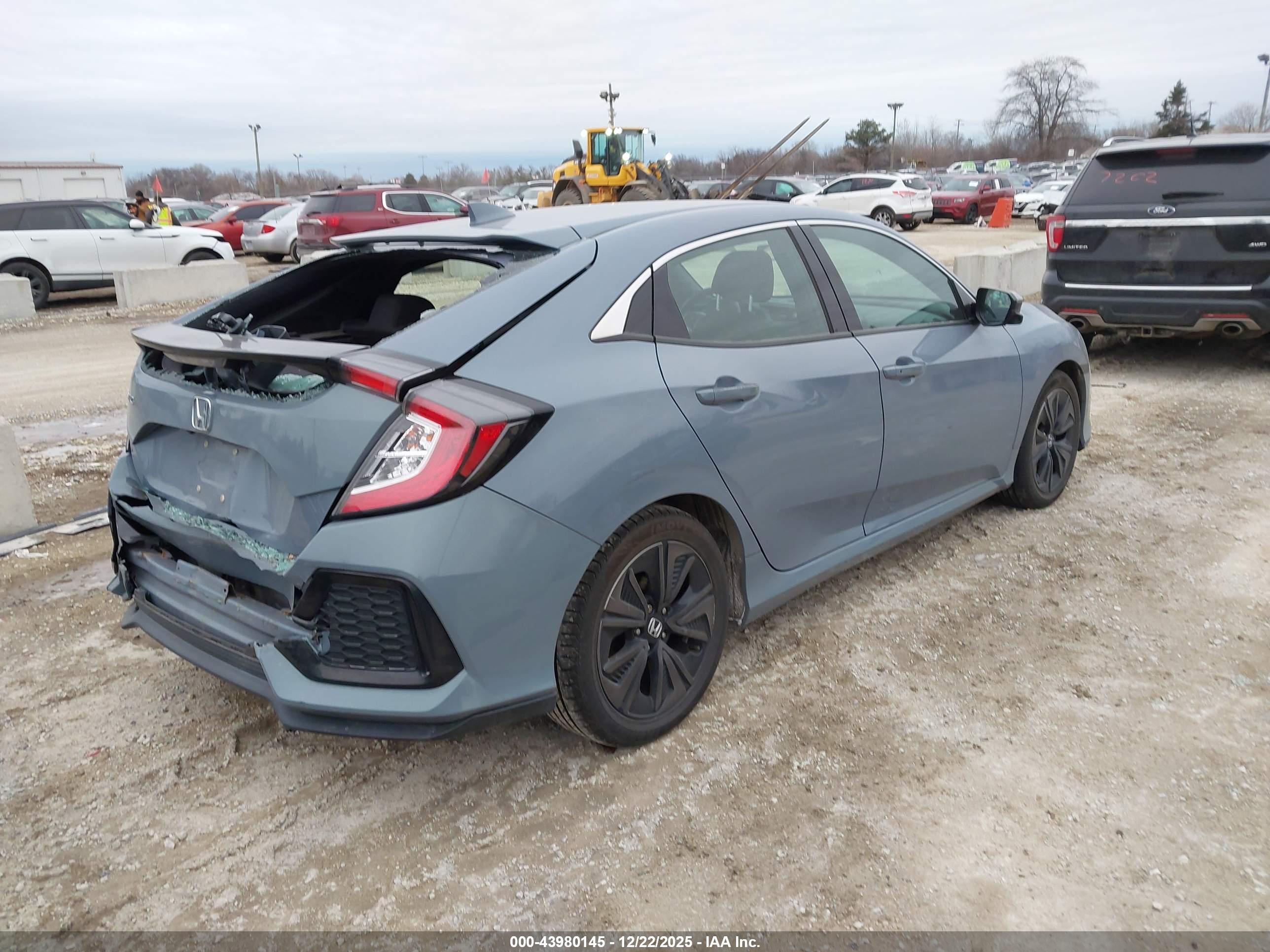 HONDA CIVIC image 4