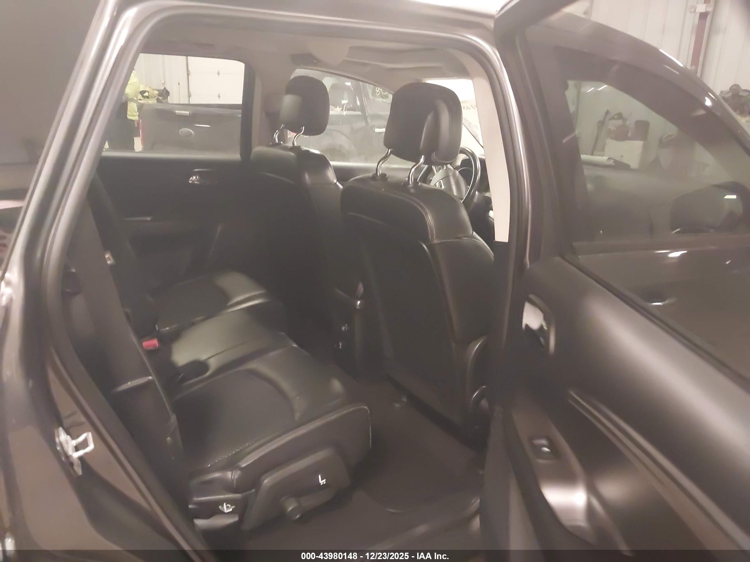 DODGE JOURNEY image 8