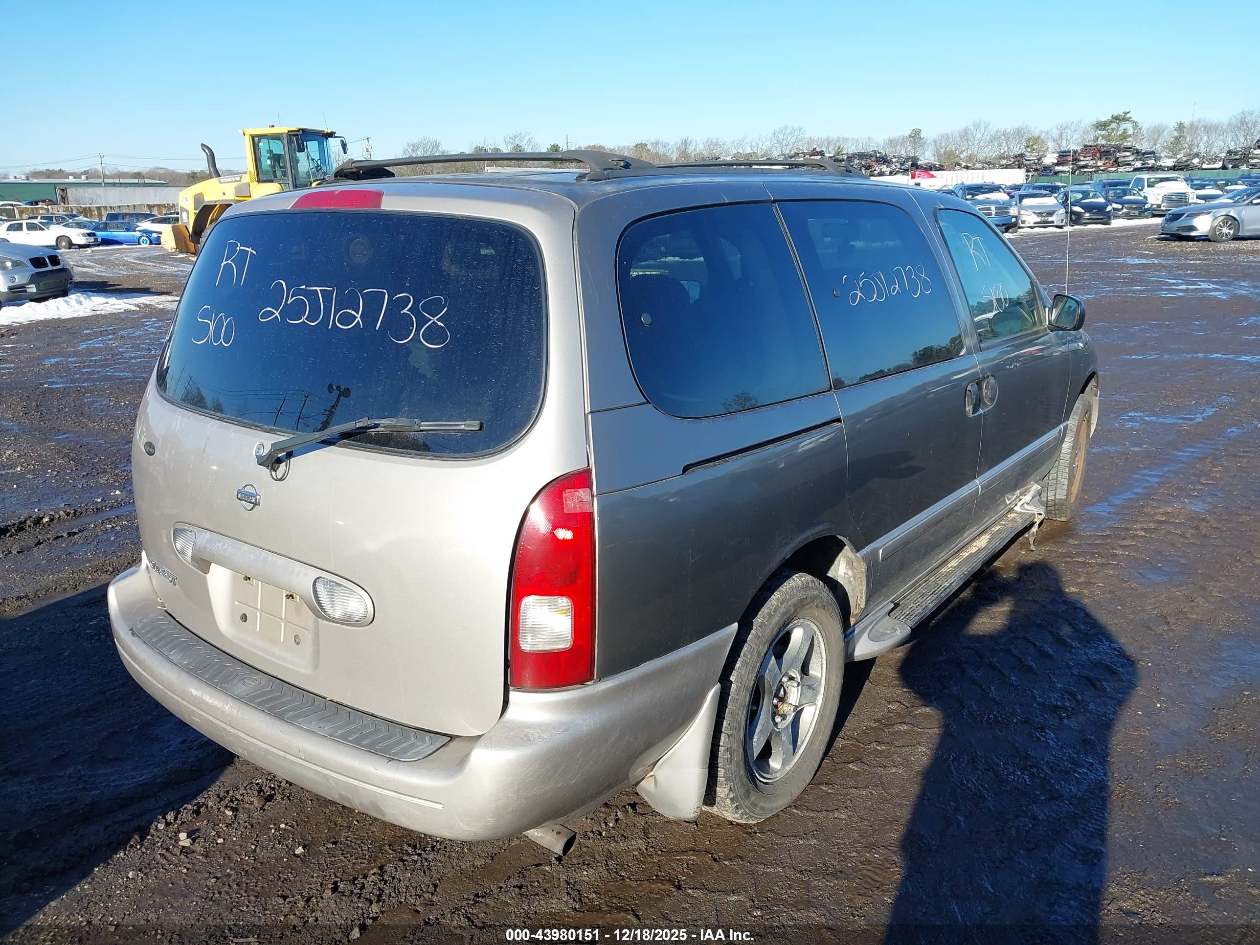 NISSAN QUEST image 4