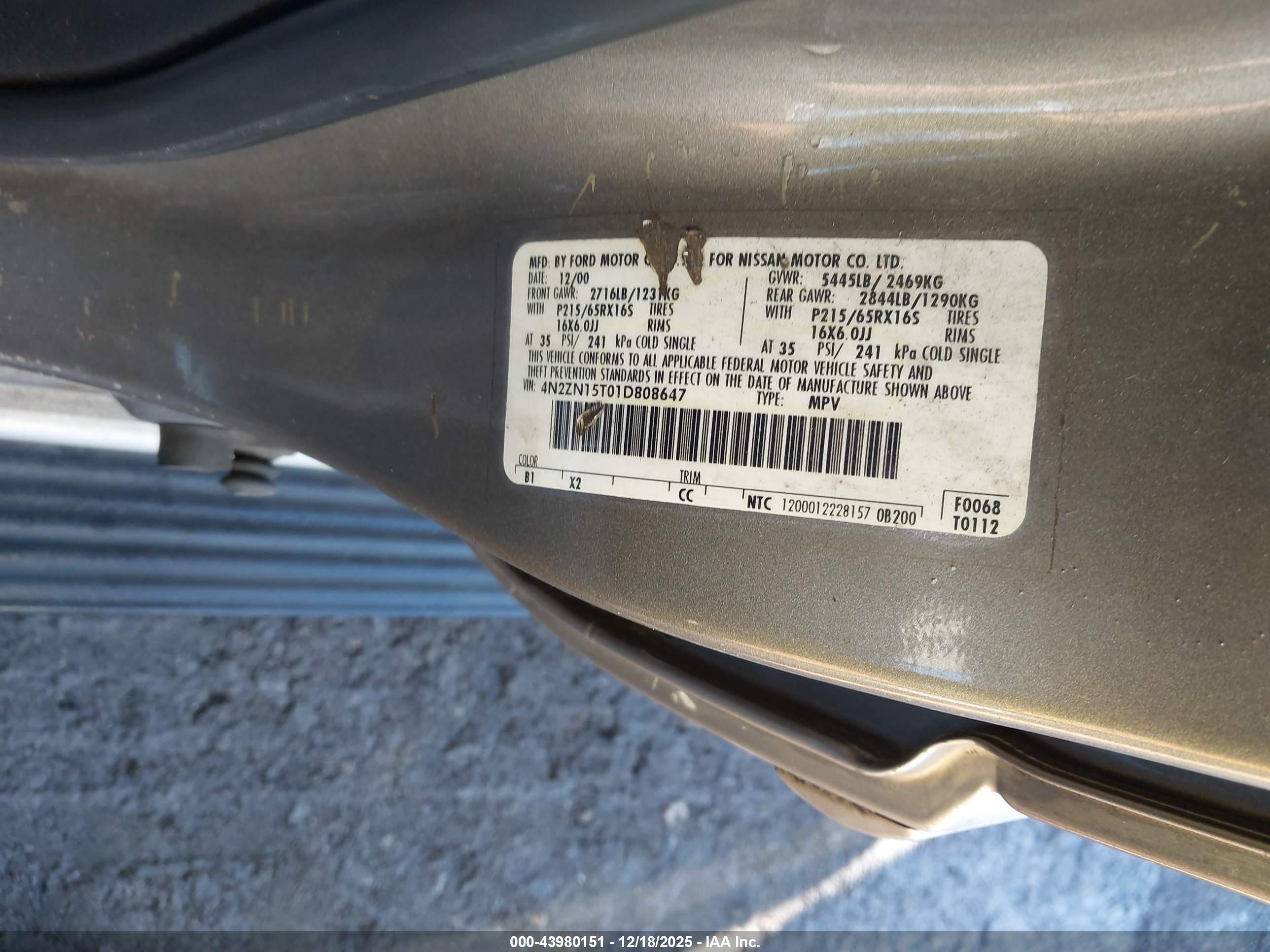 NISSAN QUEST image 9
