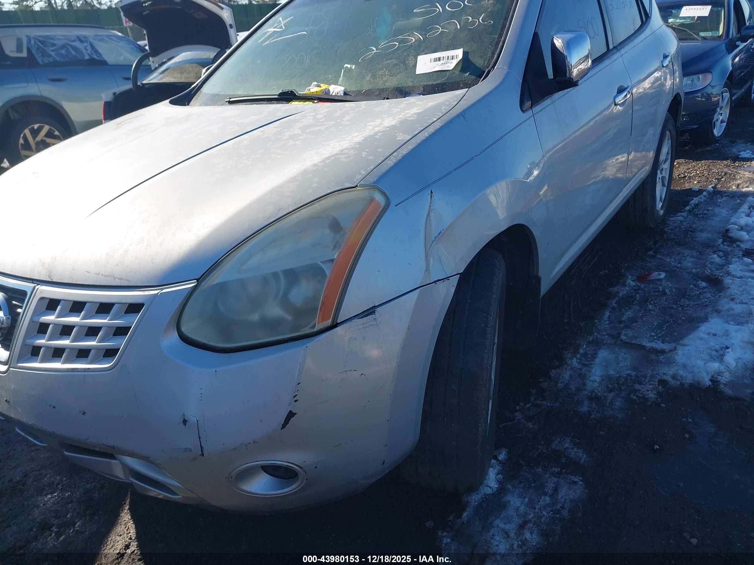 NISSAN ROGUE image 6