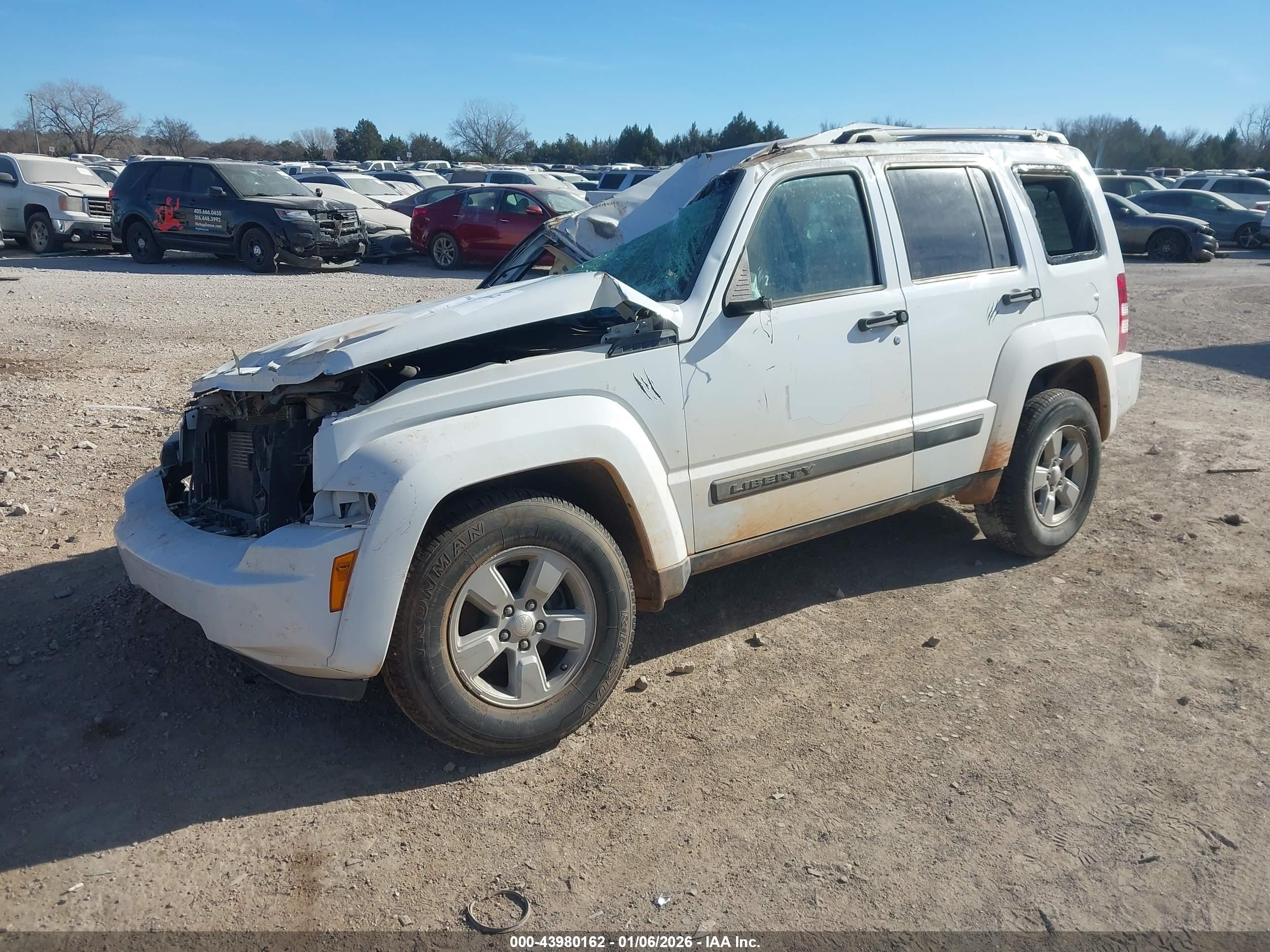 JEEP LIBERTY image 2