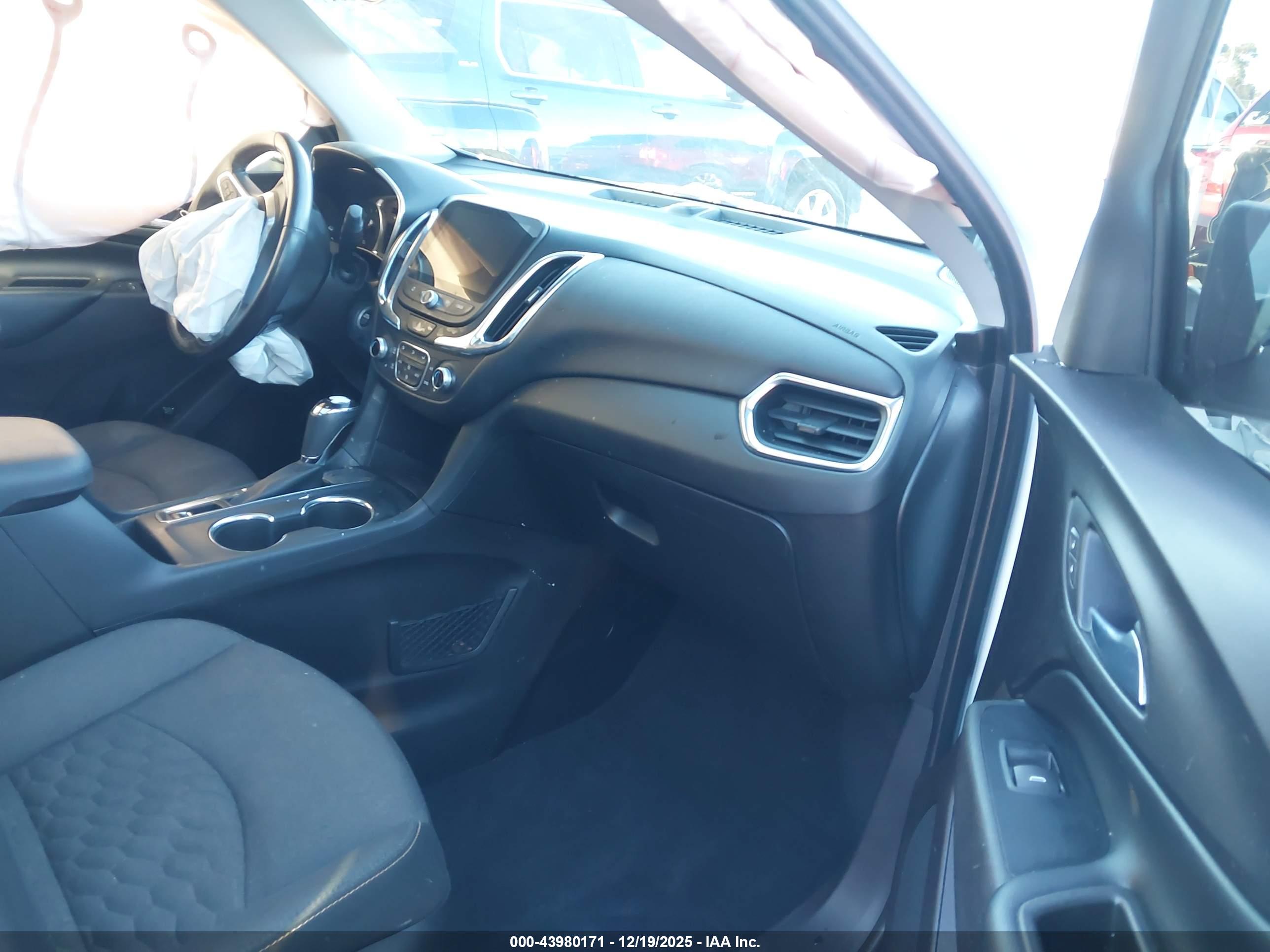 CHEVROLET EQUINOX image 5