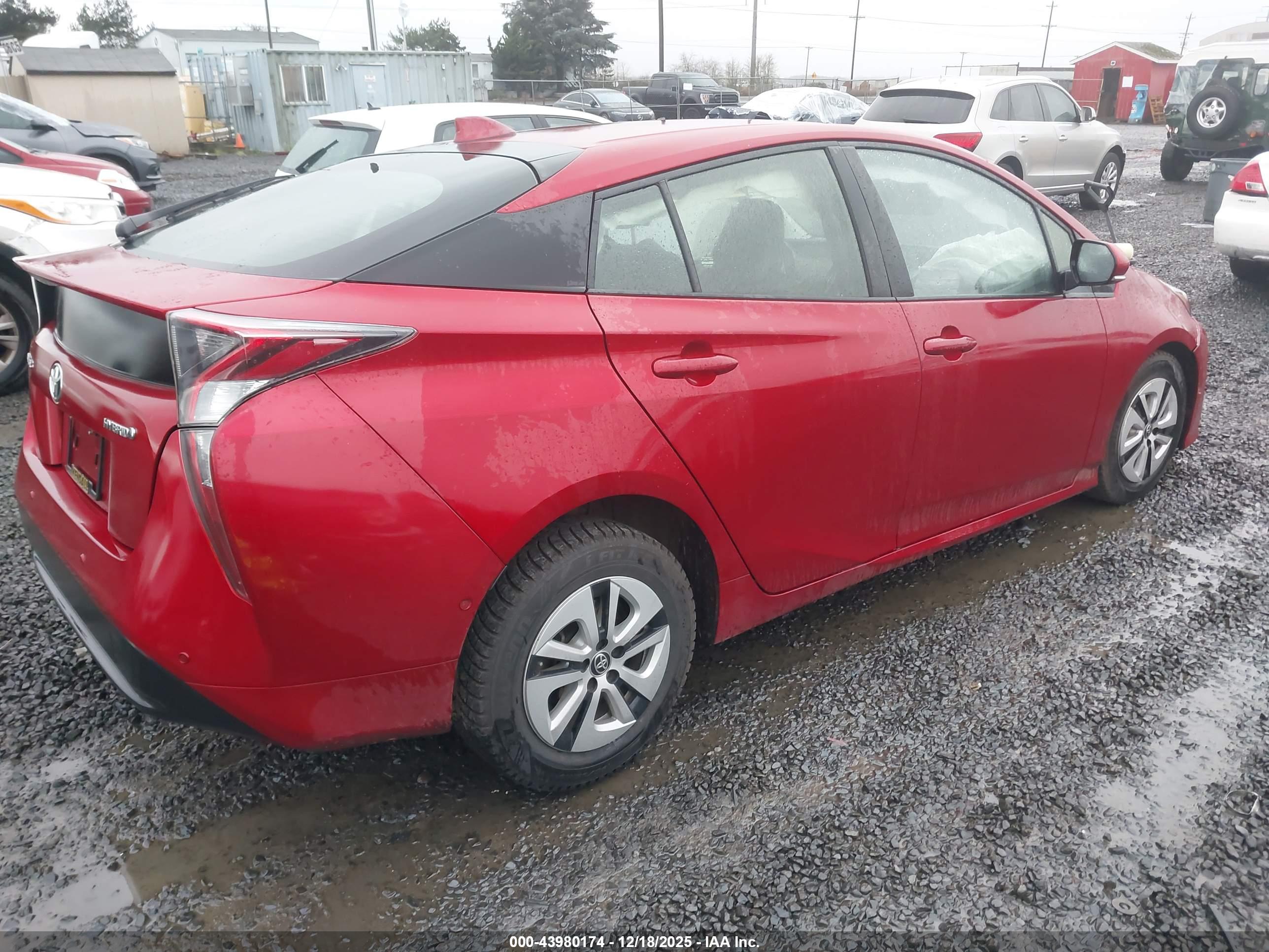 TOYOTA PRIUS image 4