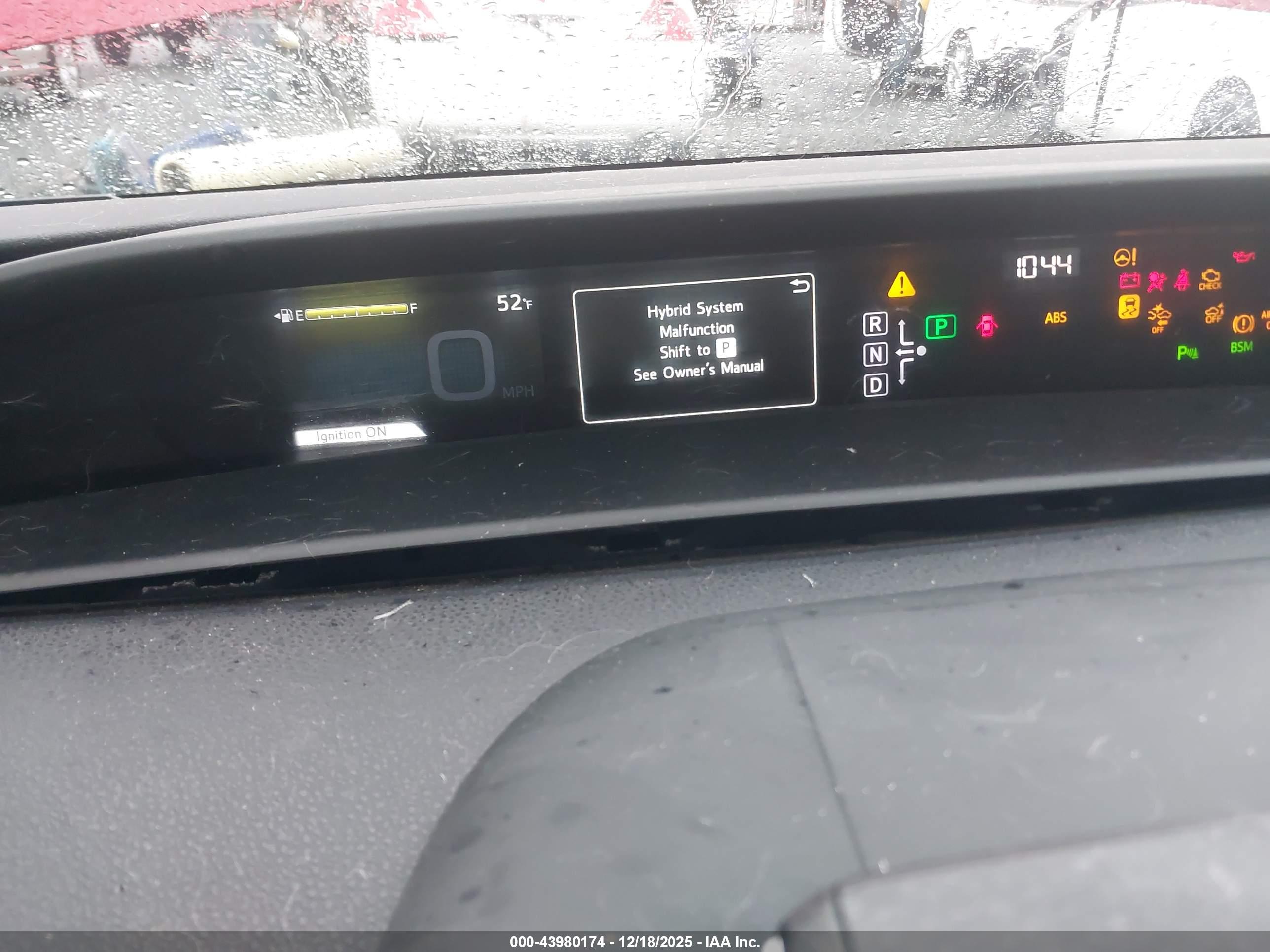 TOYOTA PRIUS image 7