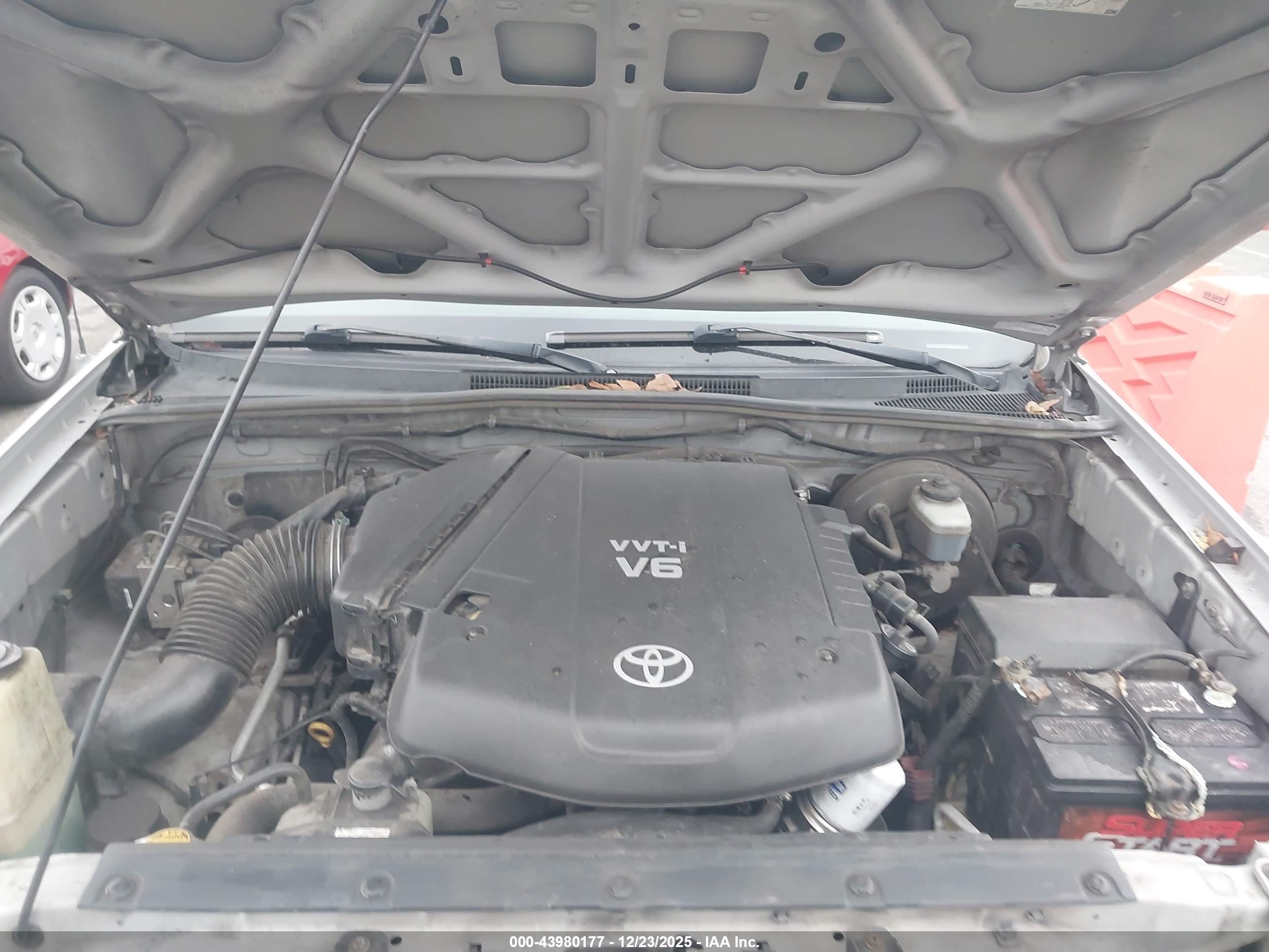 TOYOTA TACOMA image 10