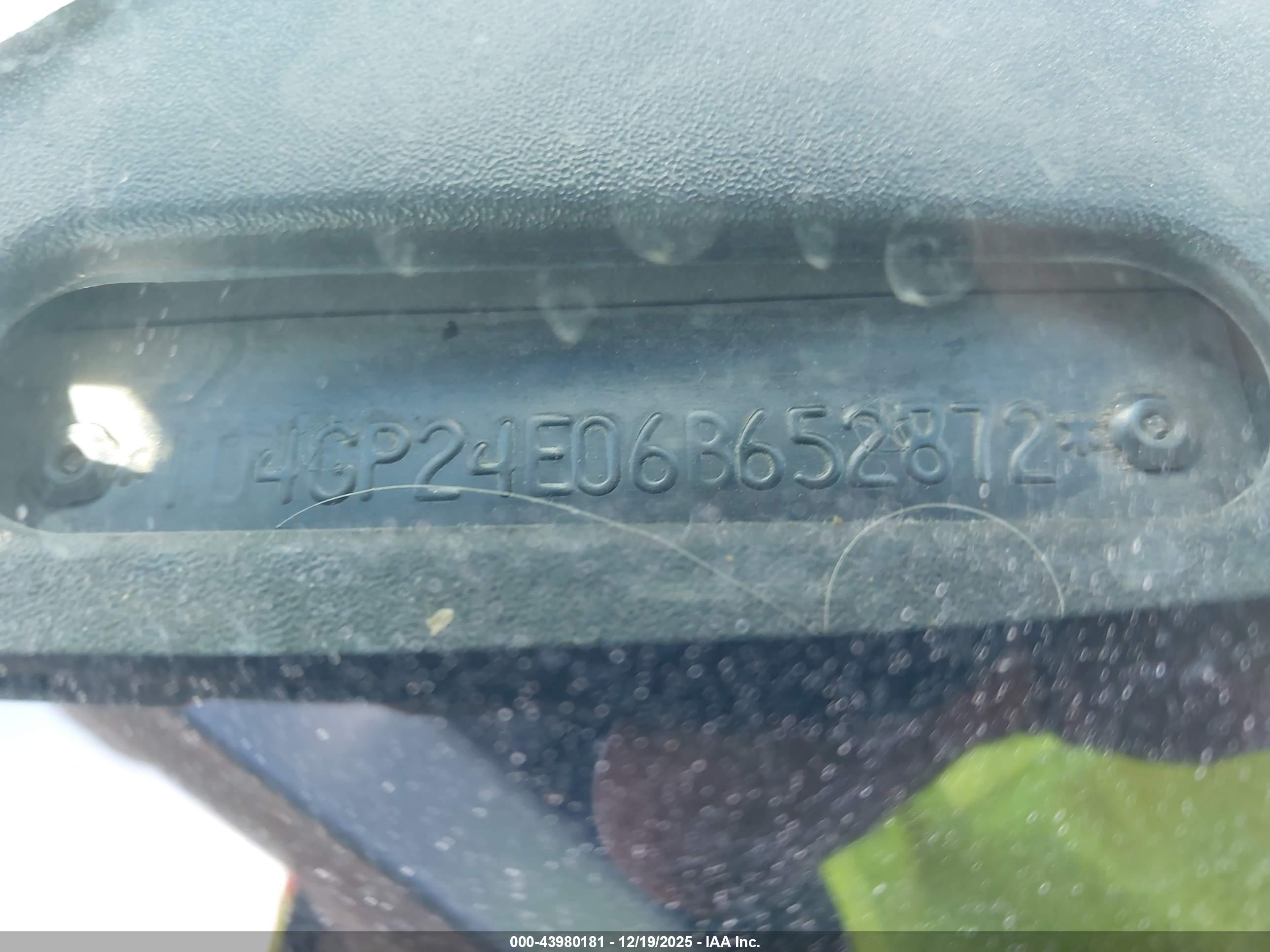 DODGE GRAND image 9