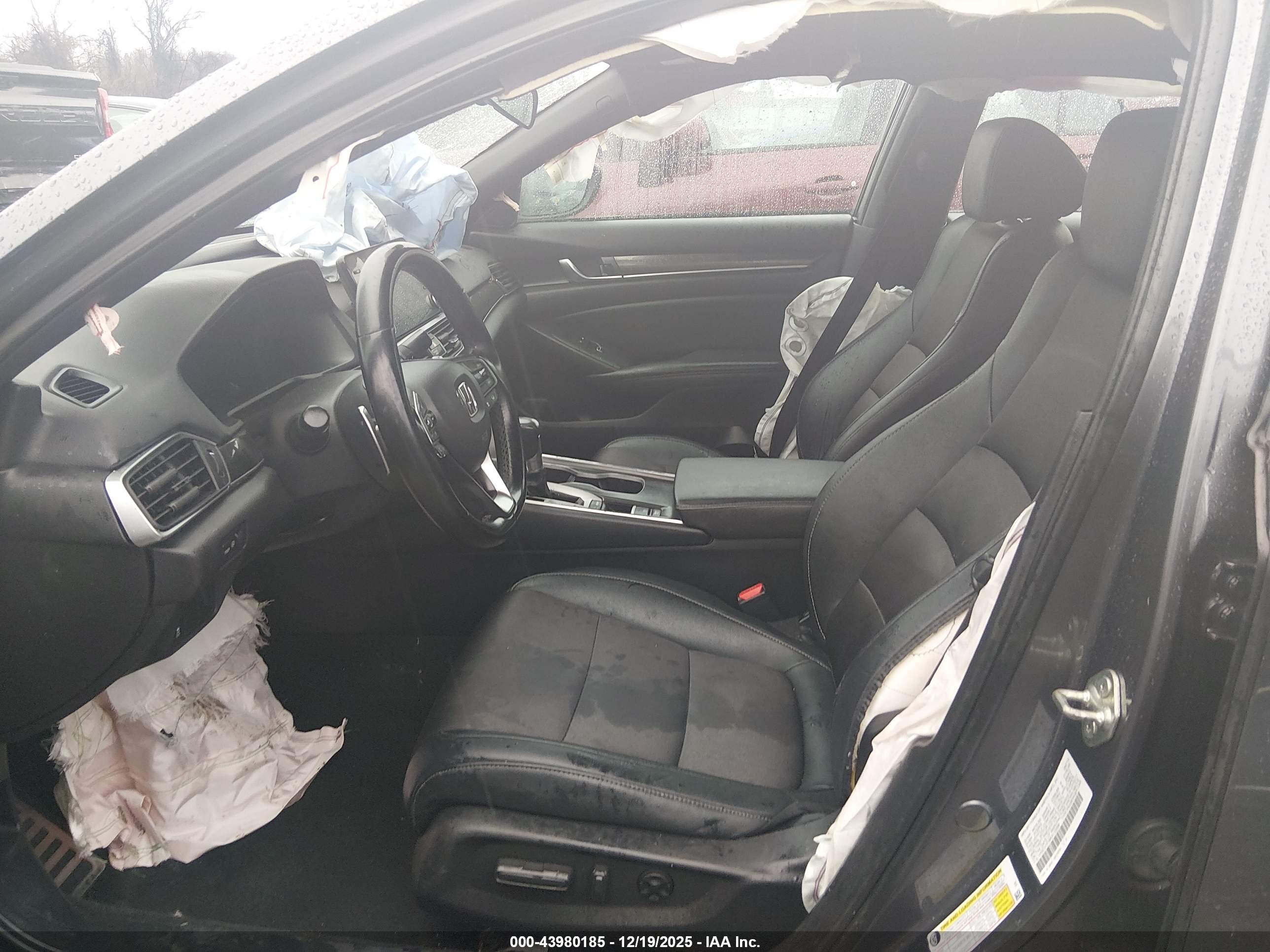 HONDA ACCORD image 5