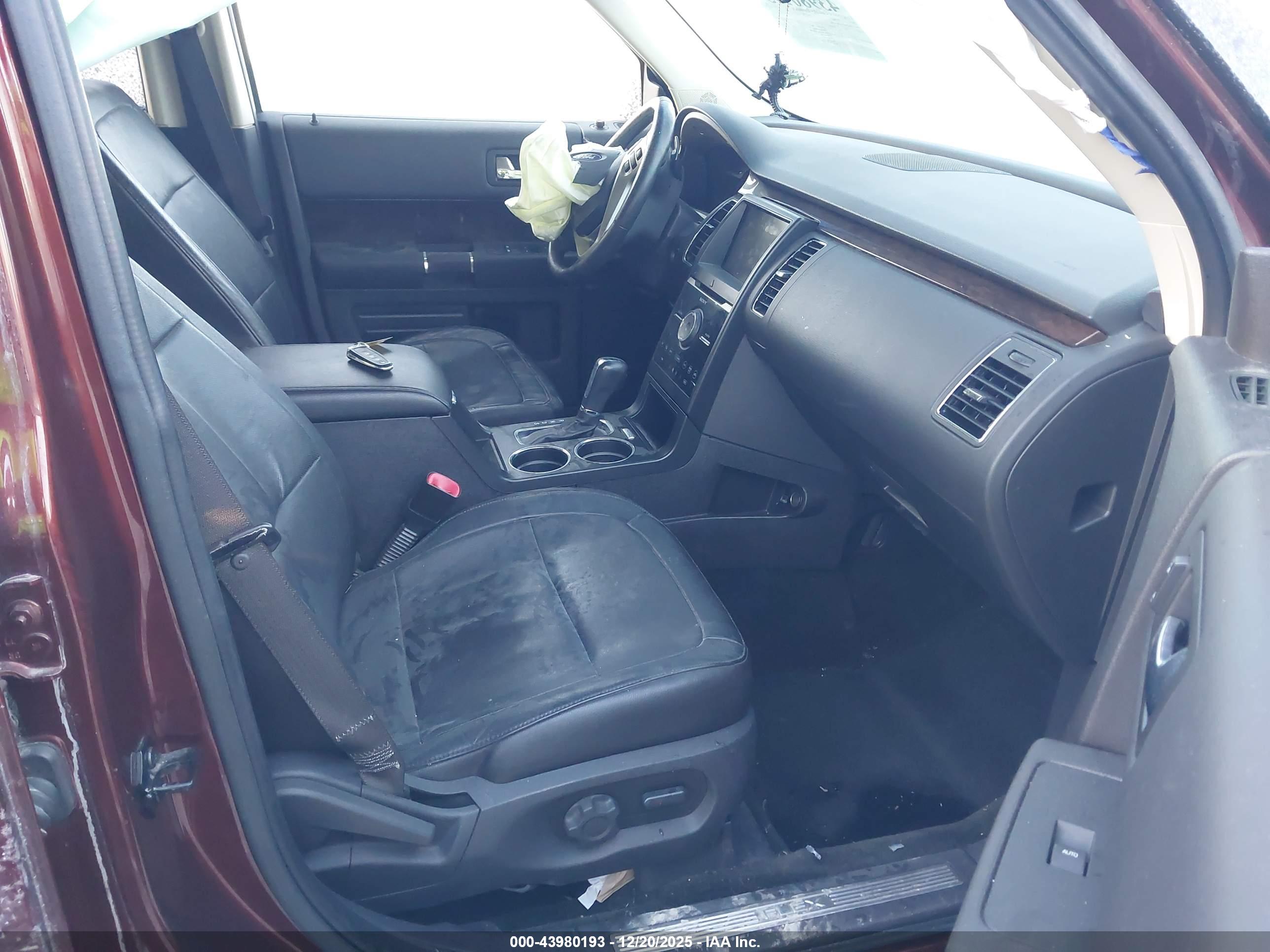 FORD FLEX image 5