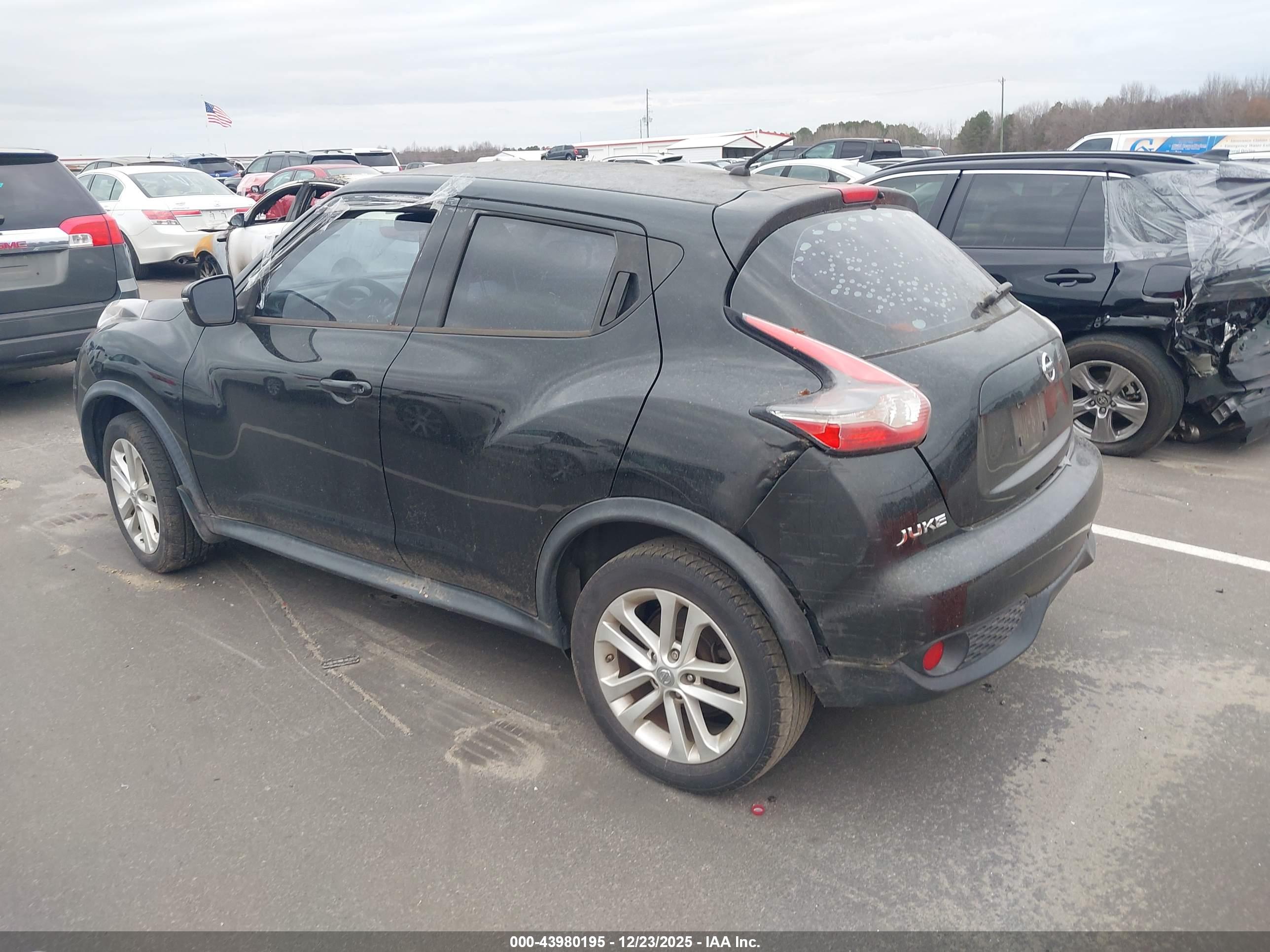 NISSAN JUKE image 3